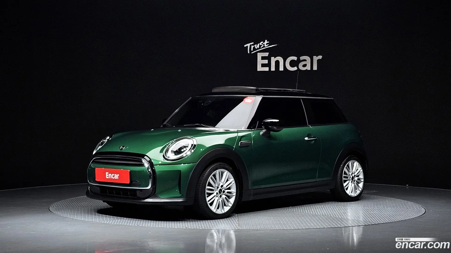 Main__Slider__Photo:Cooper Mini 2021.7-0