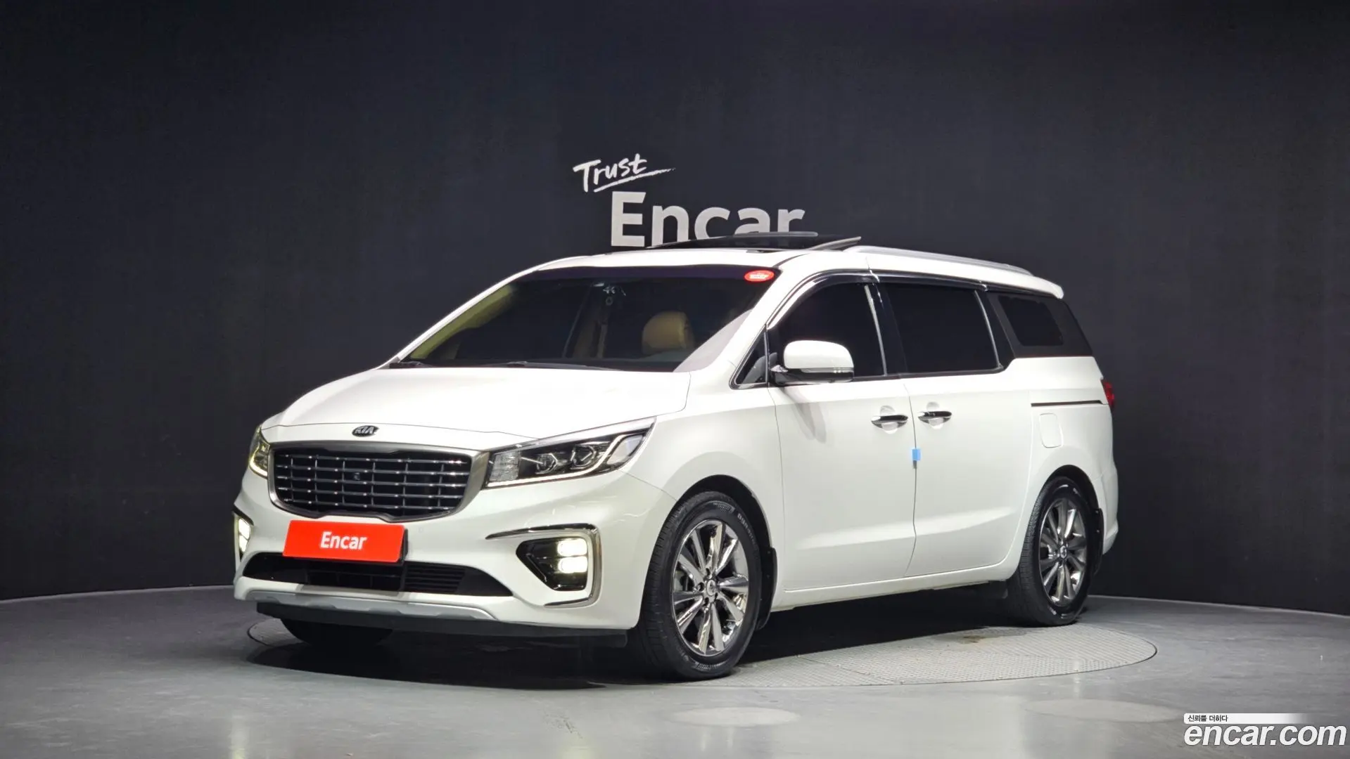 Main__Slider__Photo:Canival Kia 2020.2-0