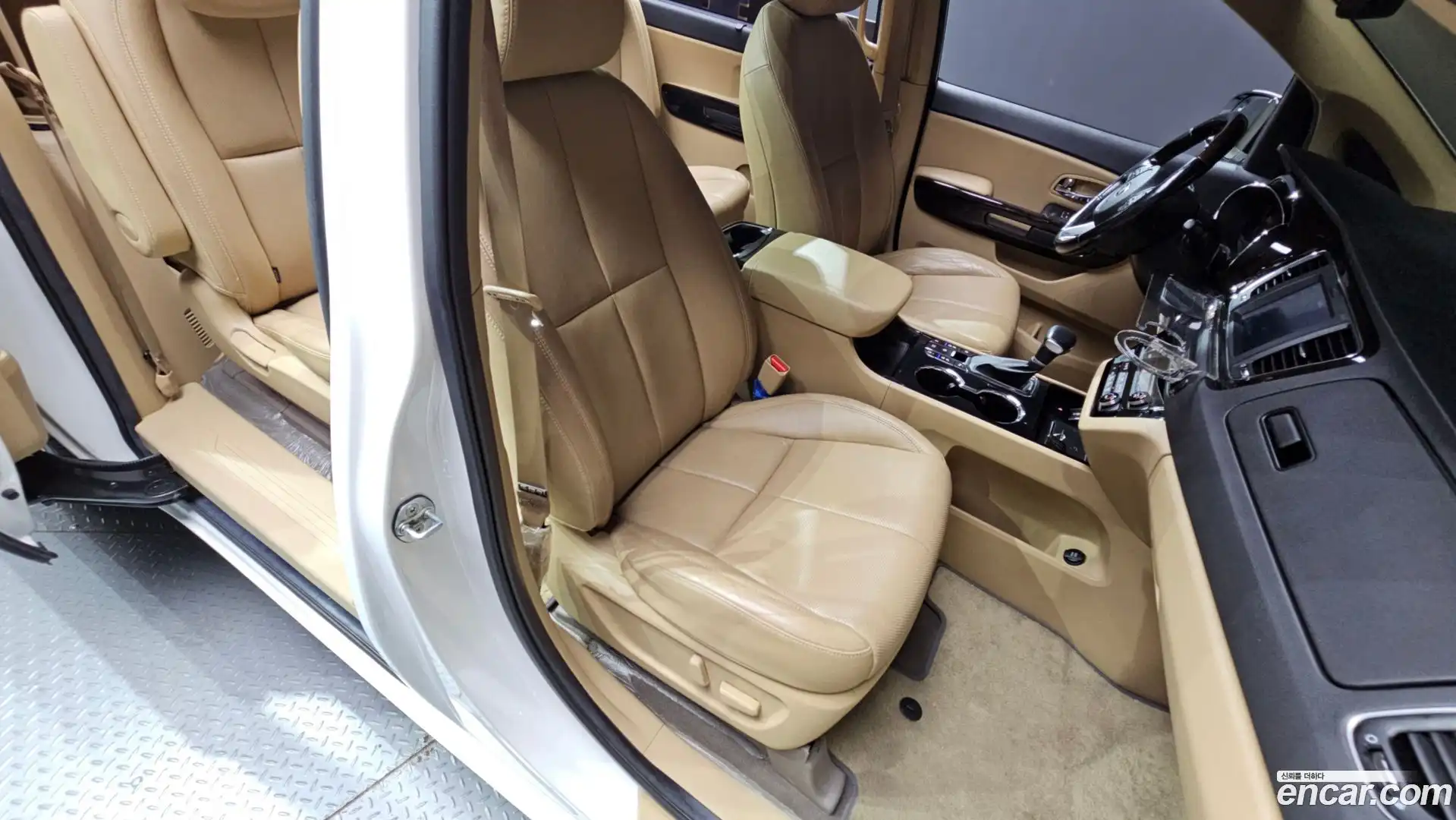 Canival Kia 2020.2-OPTION-023