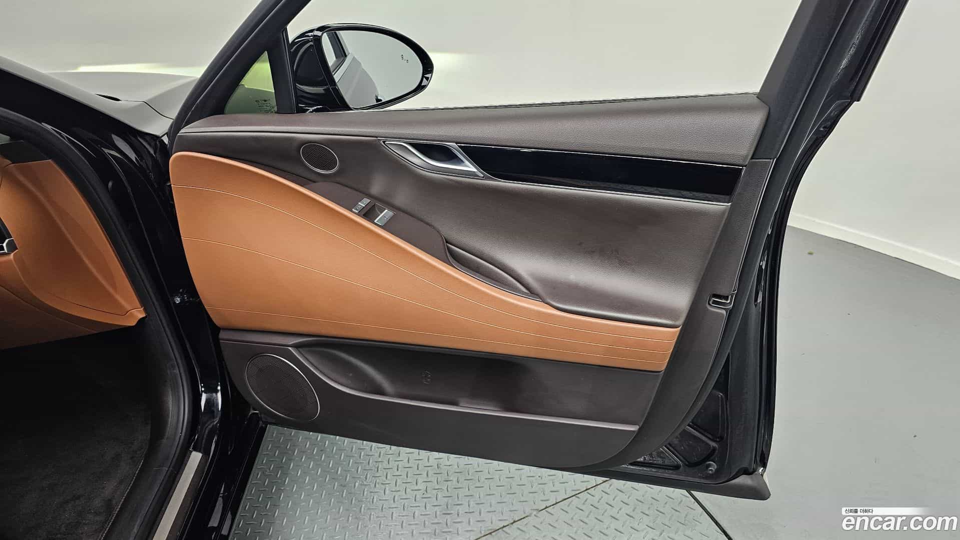 G80 Genesis 2021.4-INNER-034