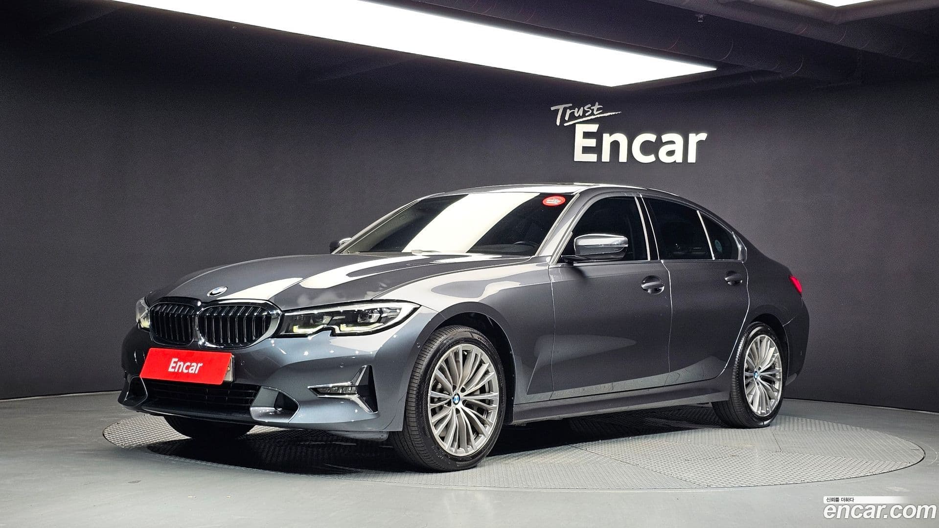 Main__Slider__Photo:3-Series BMW 2019.6-0