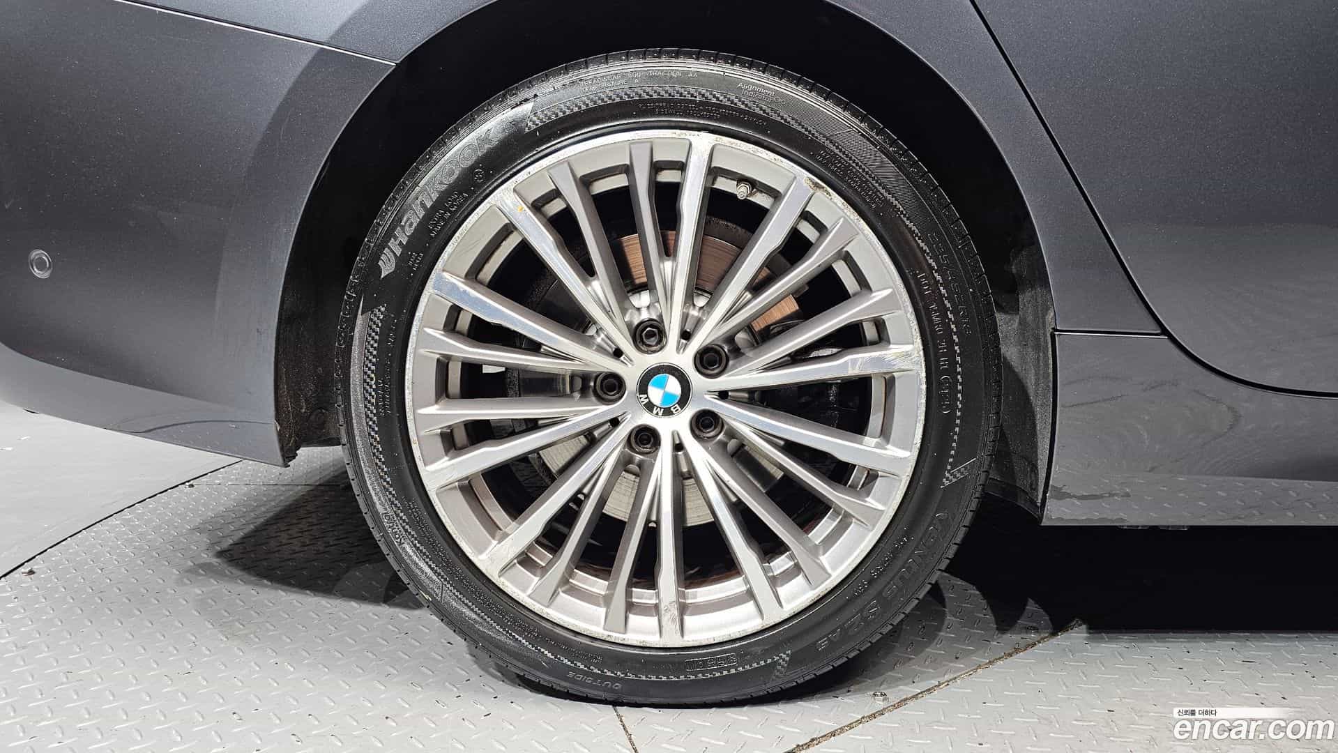 3-Series BMW 2019.6-OUTER-005