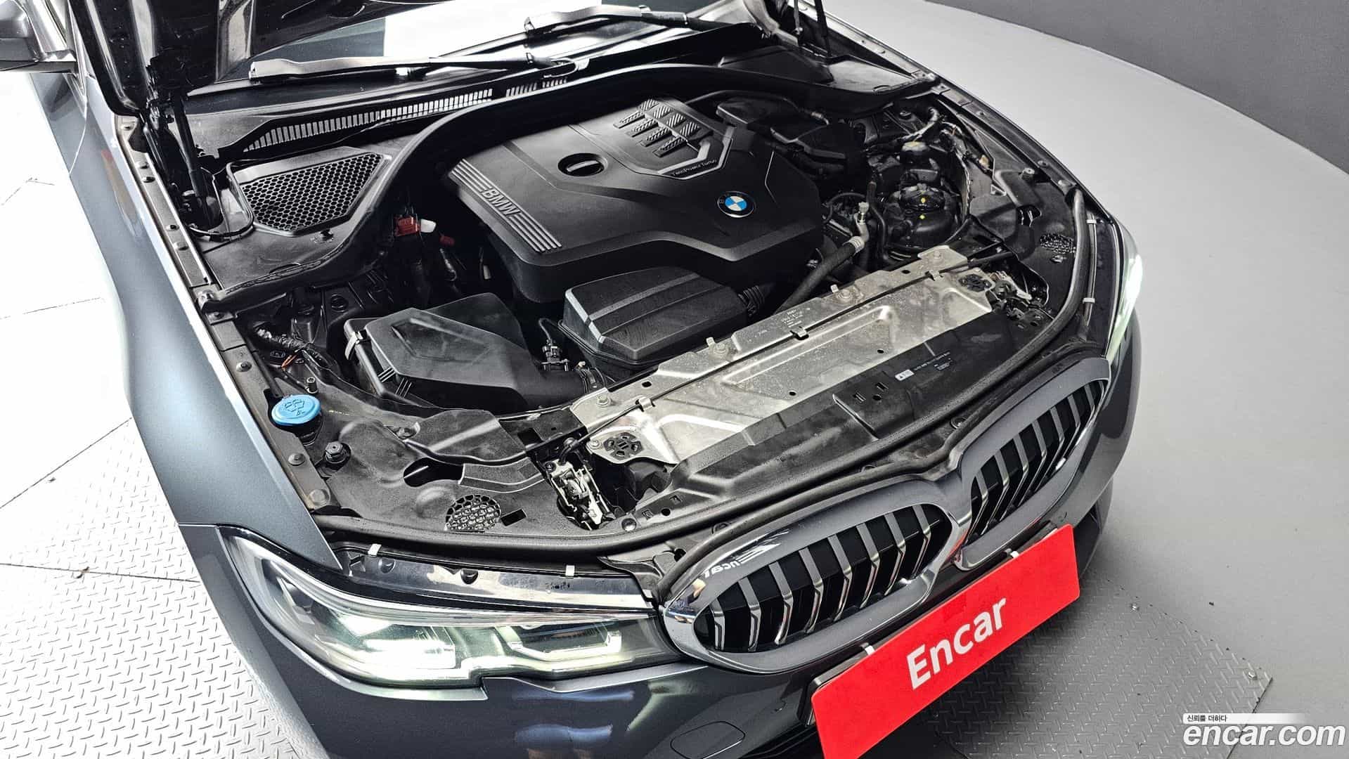 3-Series BMW 2019.6-OUTER-006