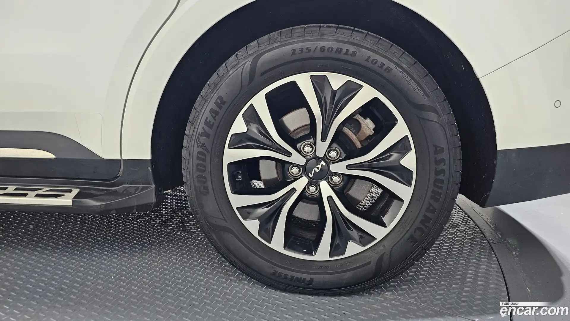 Canival Kia 2023.1-OUTER-031