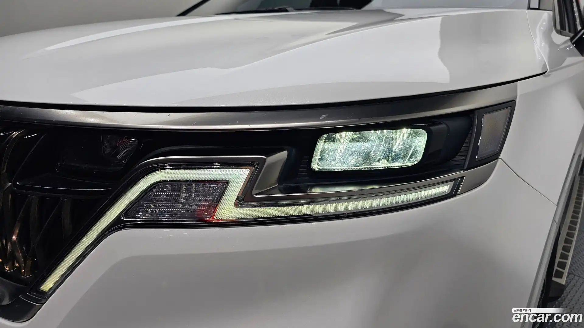Canival Kia 2023.1-OUTER-032