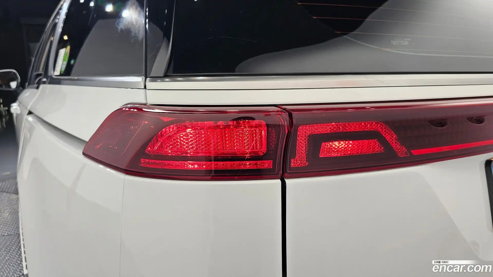 Canival Kia 2023.1-OUTER-033