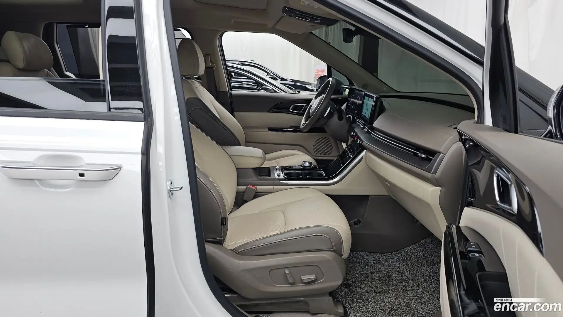 Canival Kia 2022.4-OPTION-015