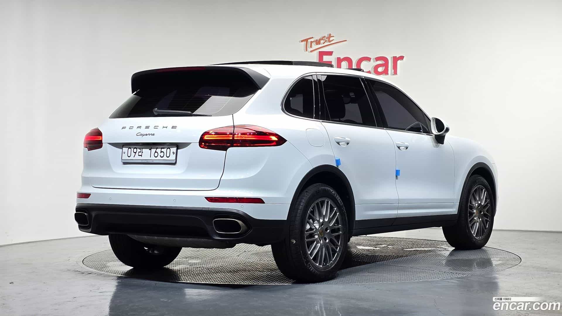 Cayenne Porsche 2016.0-OUTER-002