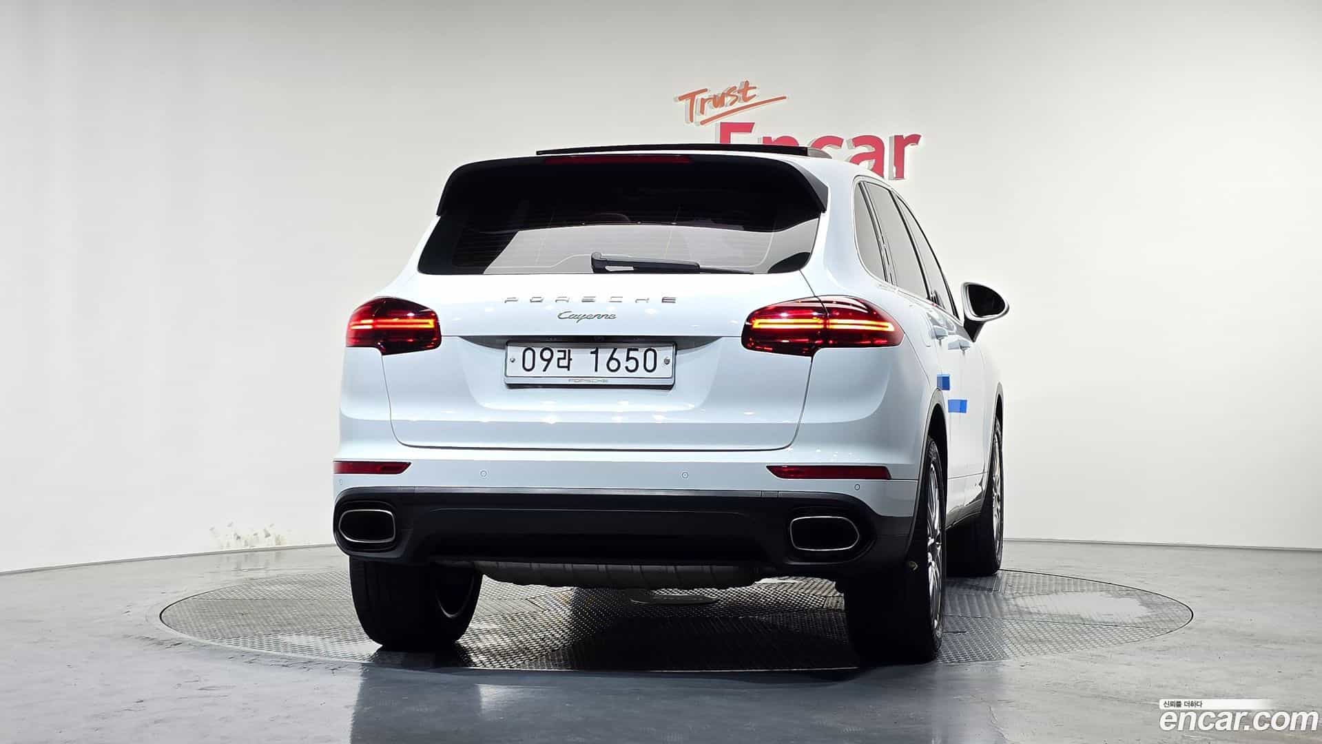 Cayenne Porsche 2016.0-OUTER-004