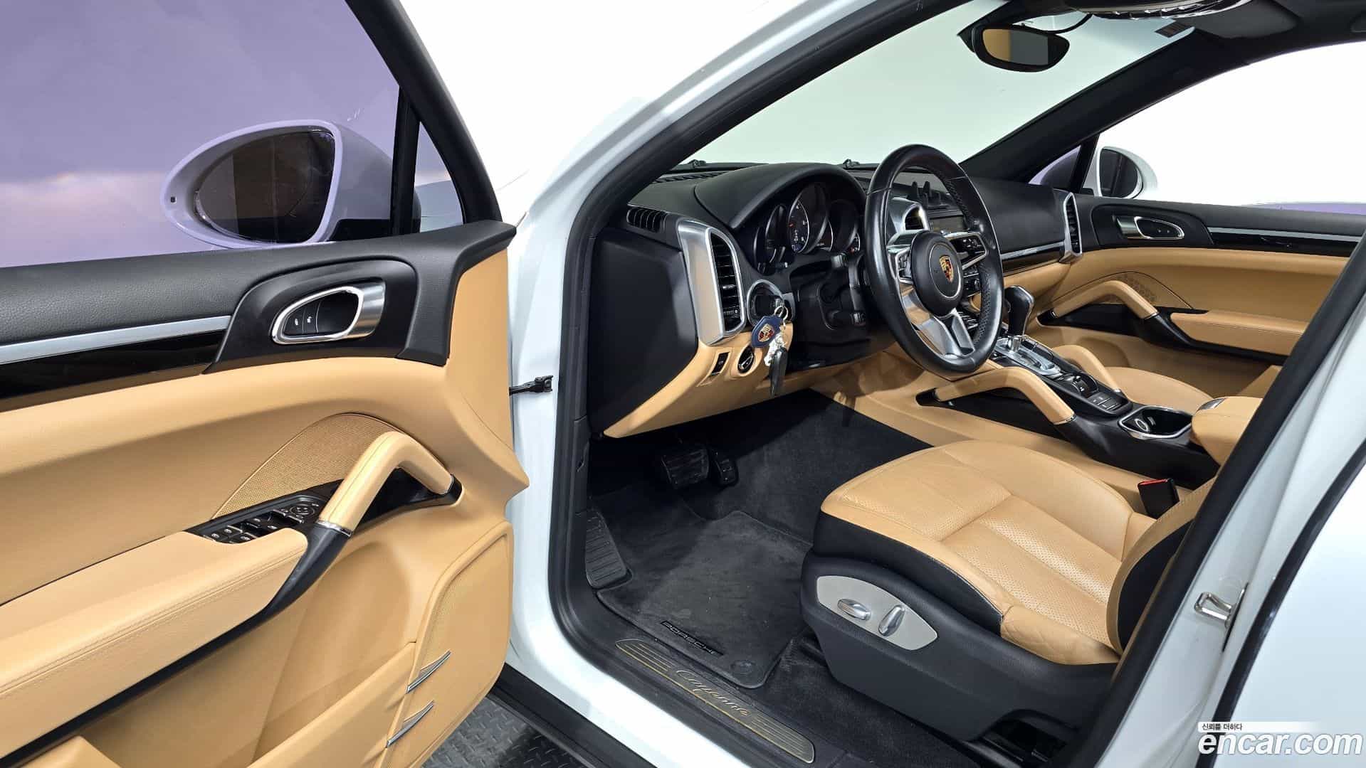 Cayenne Porsche 2016.0-INNER-010