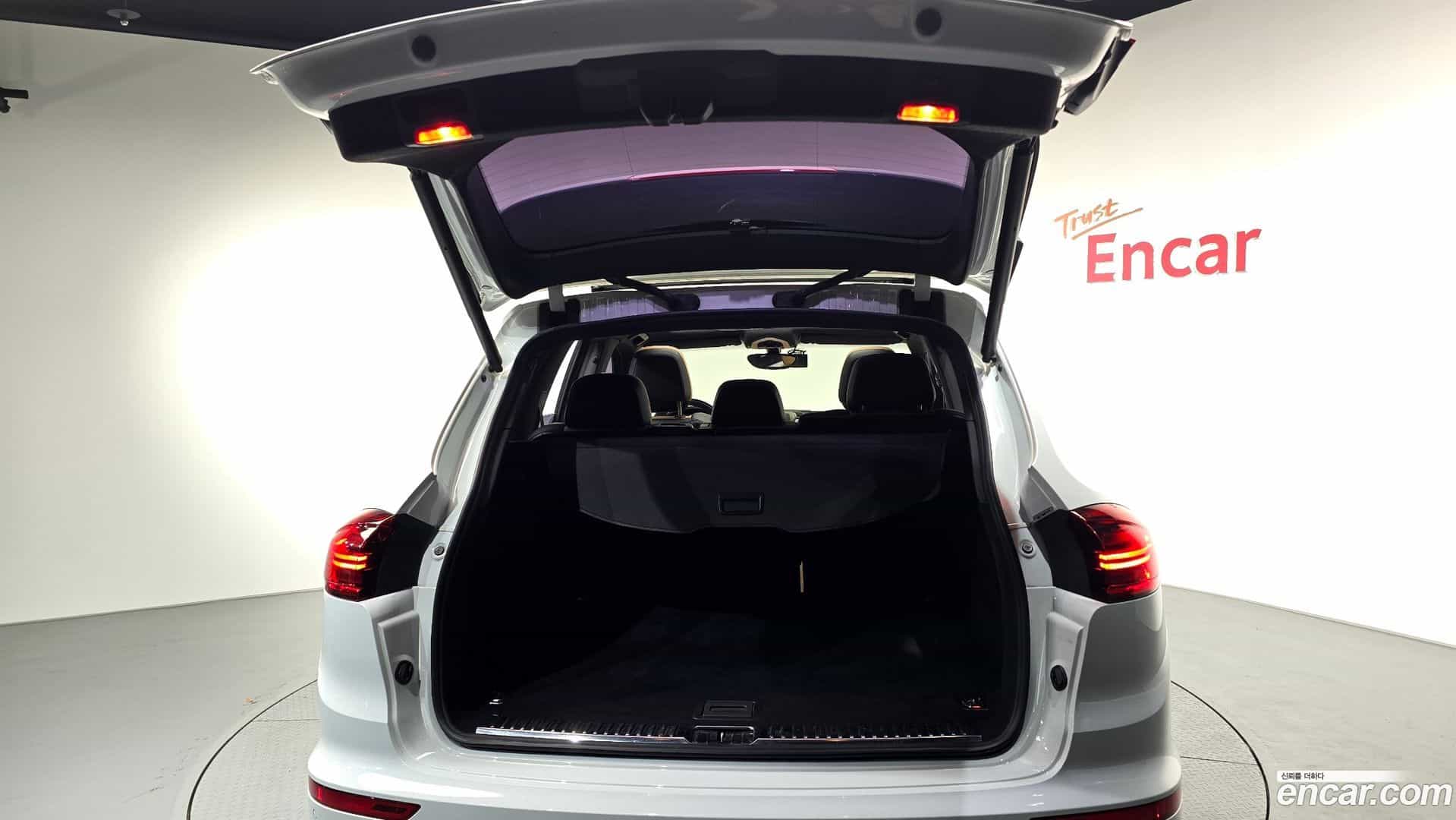 Cayenne Porsche 2016.0-OPTION-023