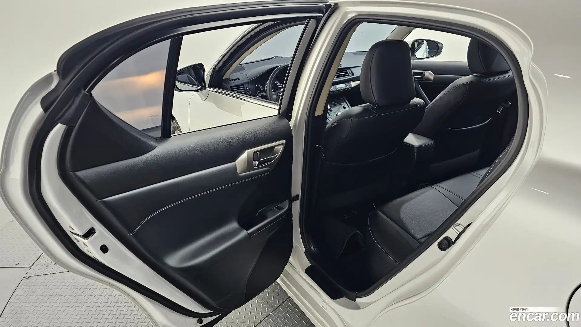 CT200h Lexus 2015.4-OPTION-023