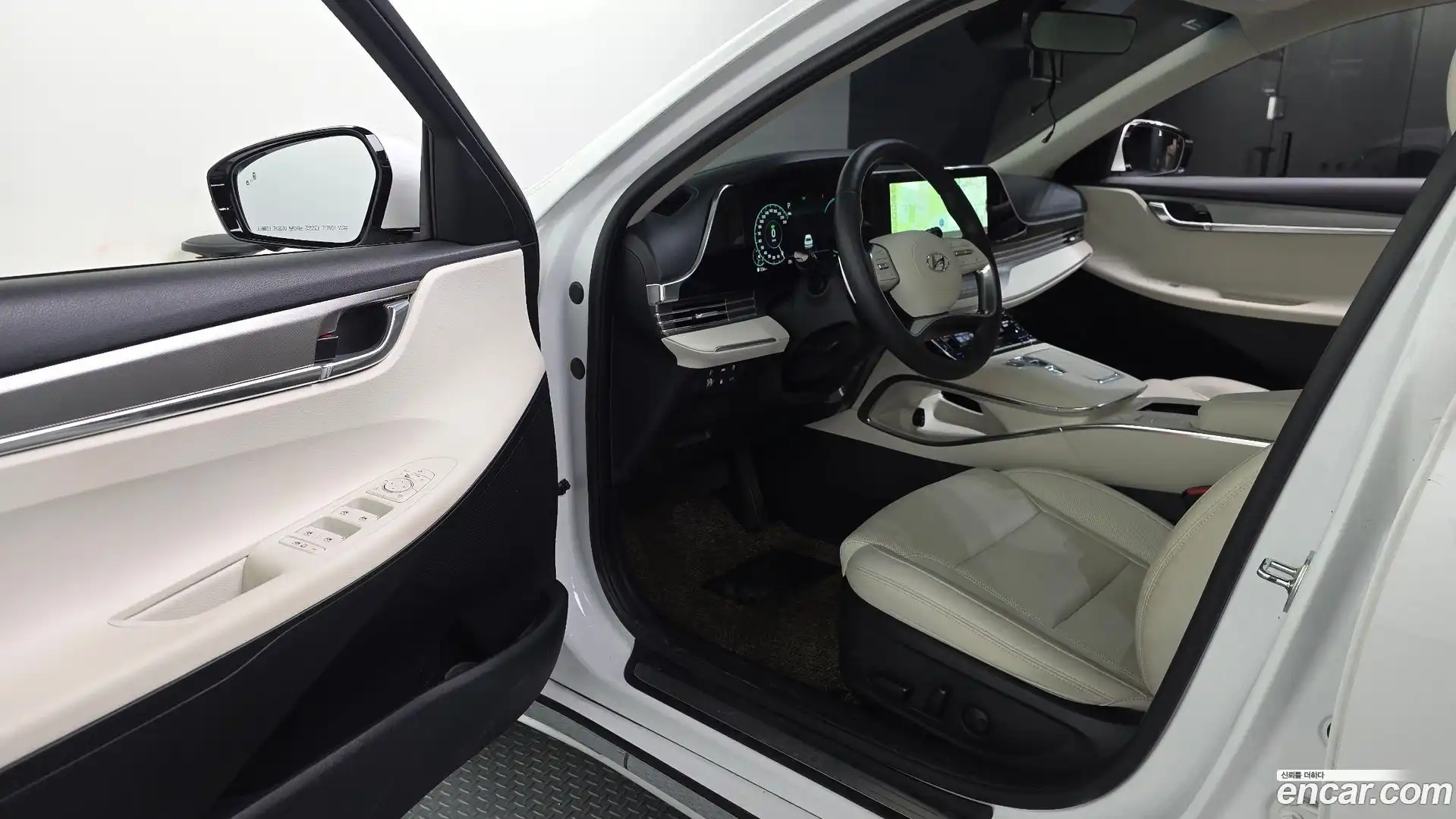 Grandeur Hyundai 2021.4-INNER-010