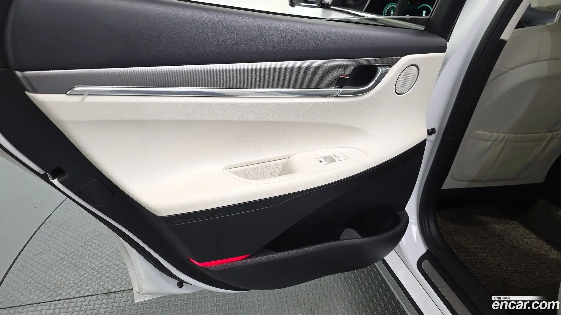 Grandeur Hyundai 2021.4-INNER-035