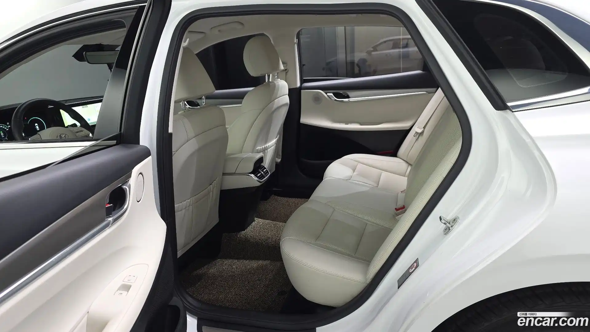 Grandeur Hyundai 2021.4-INNER-036