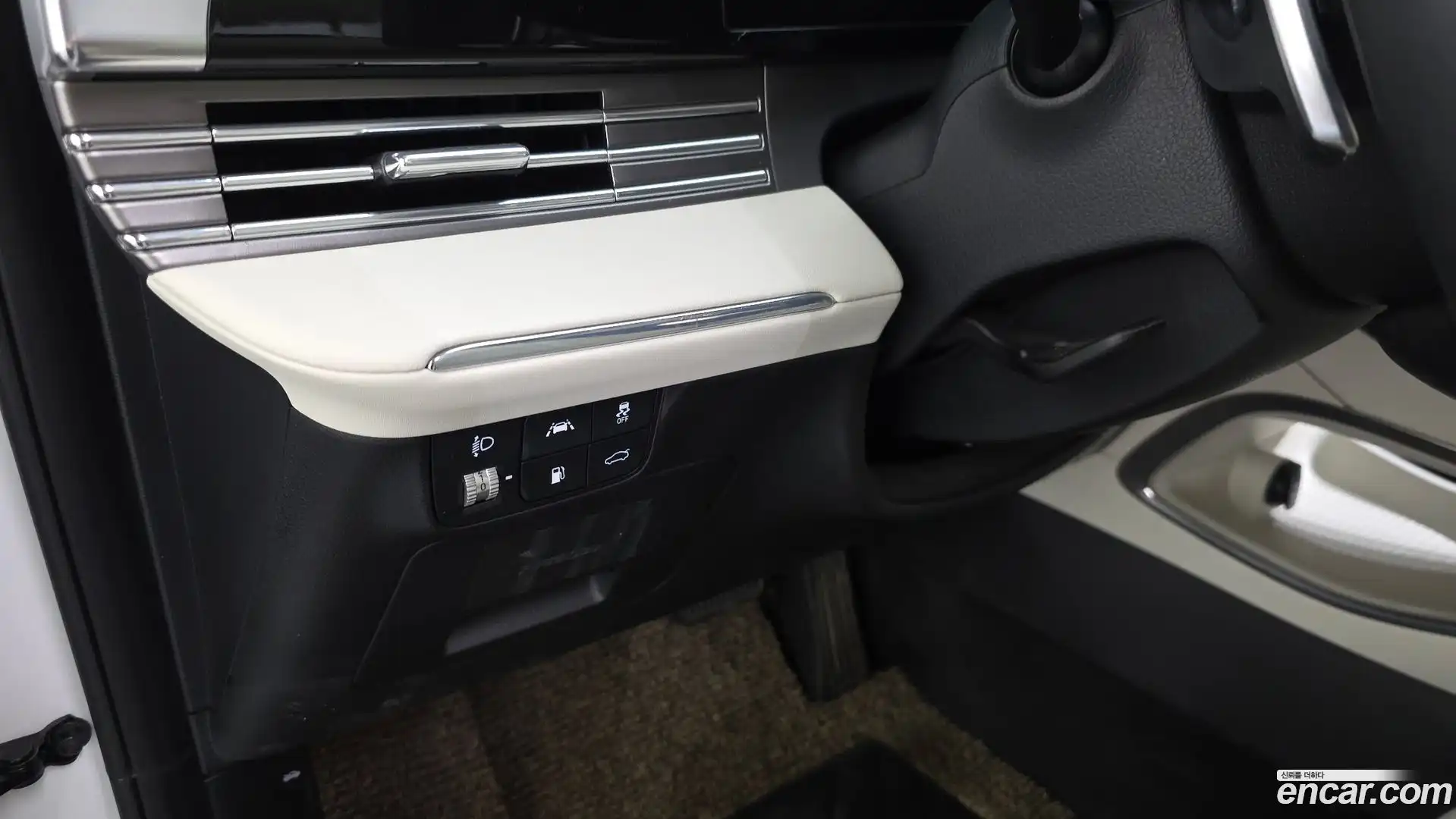 Grandeur Hyundai 2021.4-OPTION-042