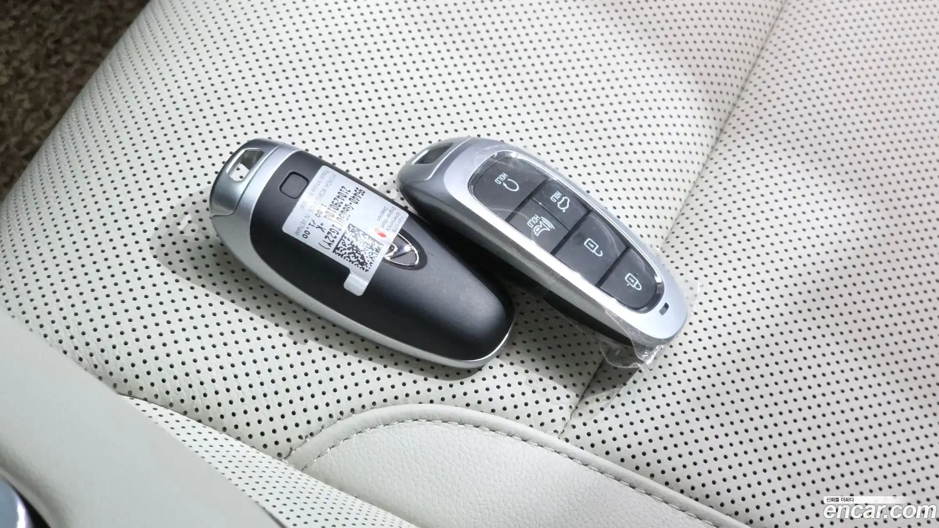 Grandeur Hyundai 2021.4-OPTION-045