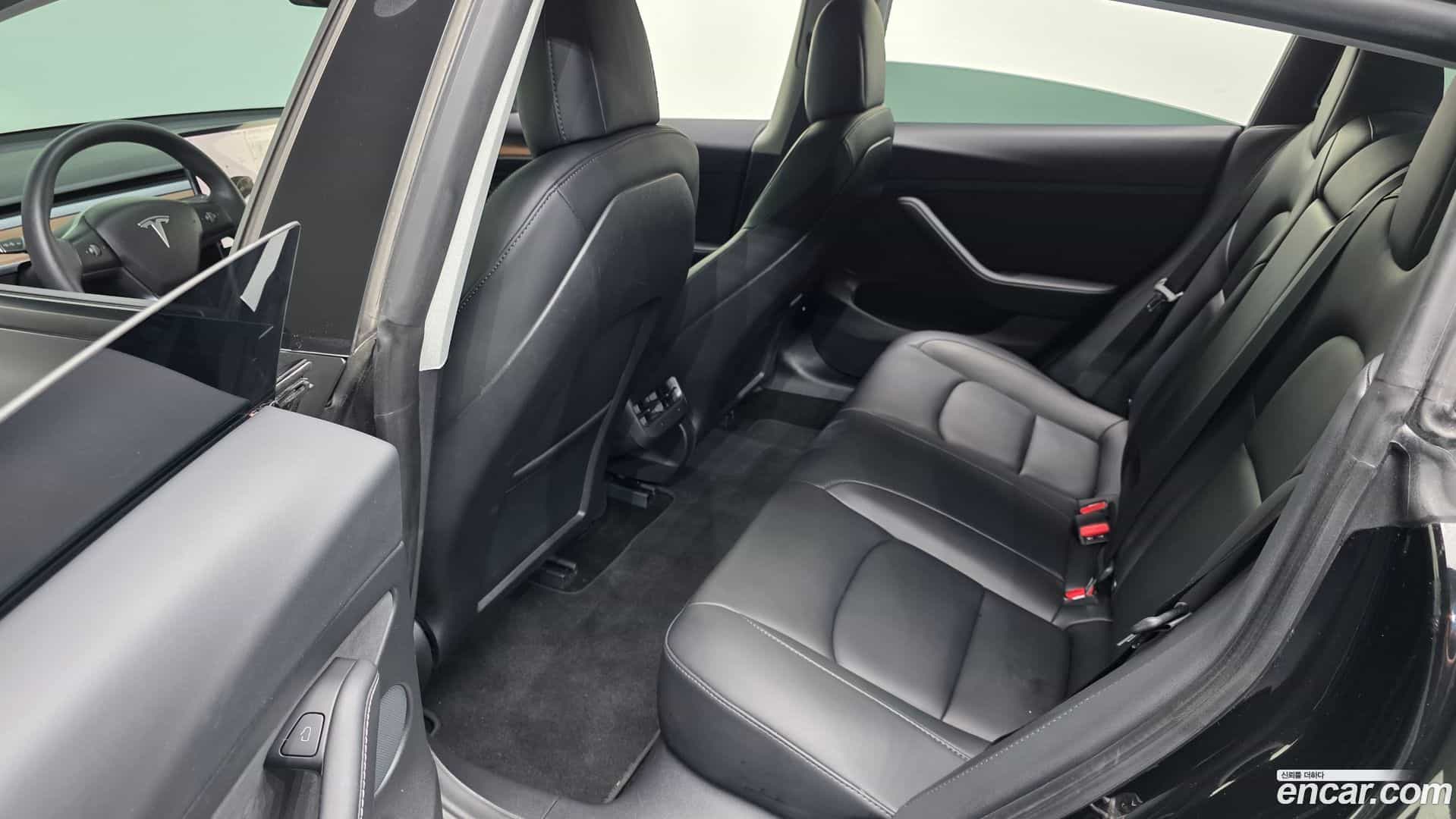 Model 3 Tesla 2021.10-OPTION-016