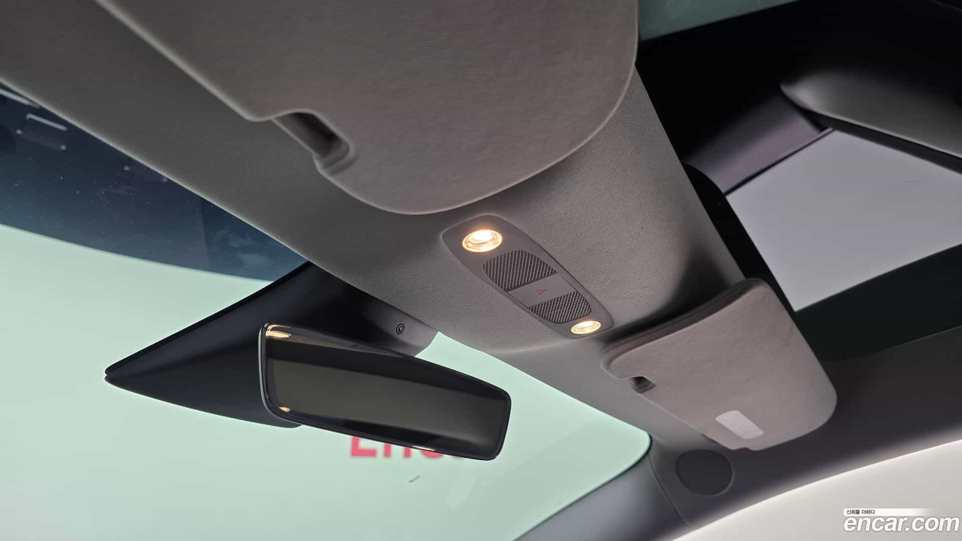 Model 3 Tesla 2021.10-OPTION-042
