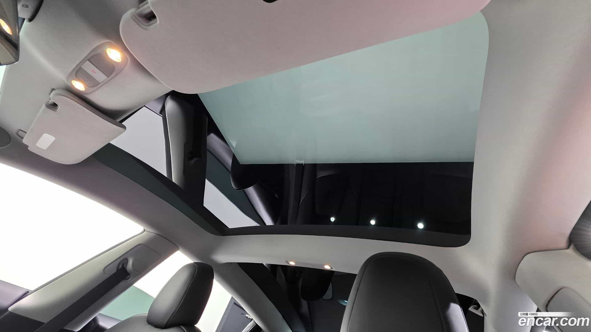 Model 3 Tesla 2021.10-OPTION-043