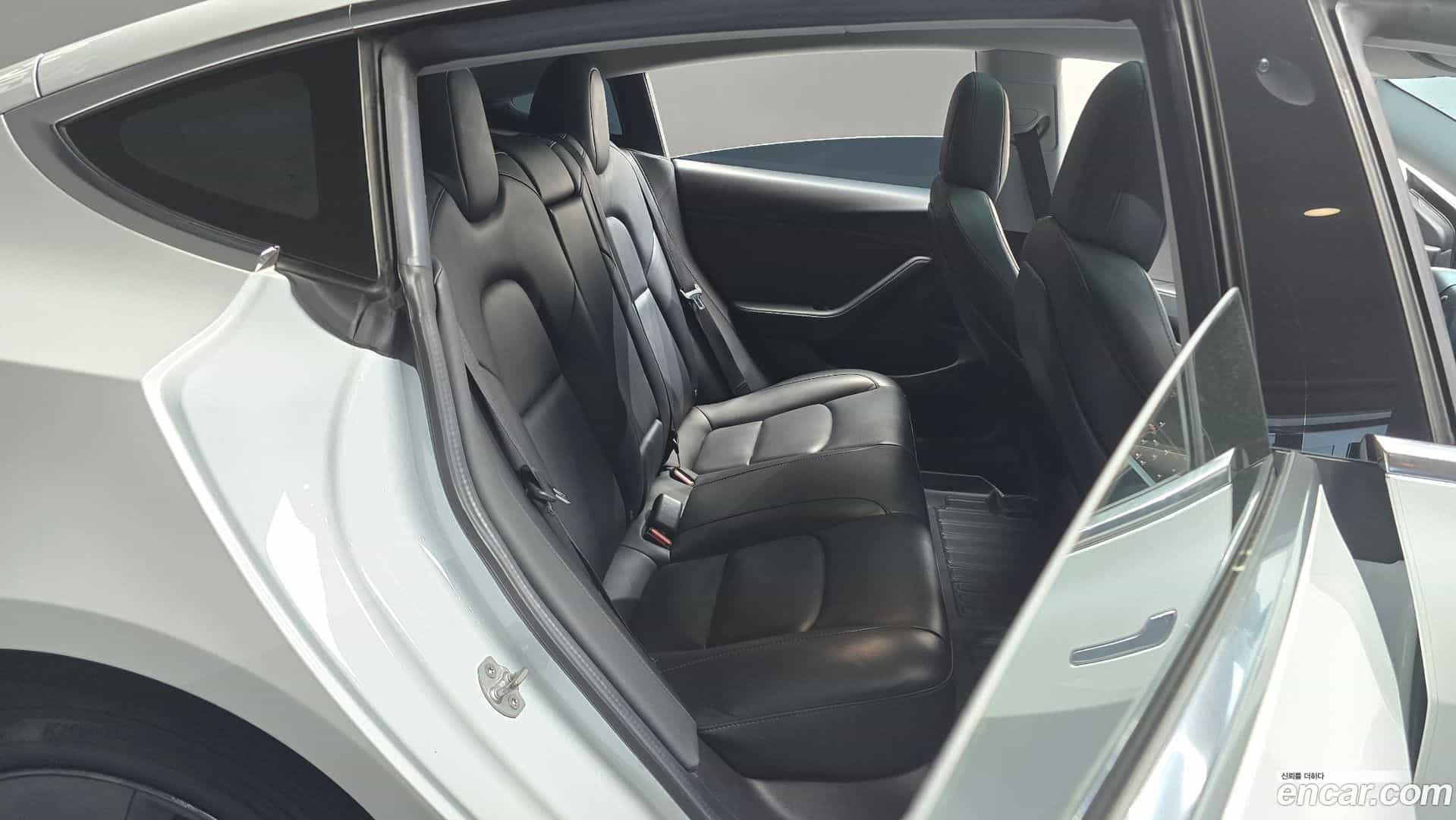Model 3 Tesla 2019.10-OPTION-015