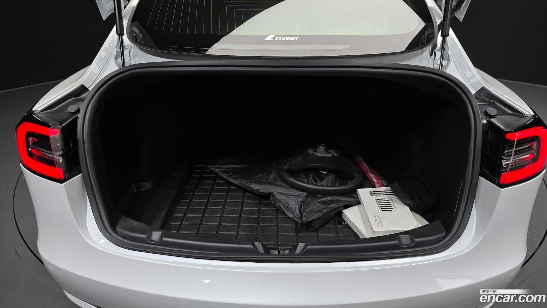 Model 3 Tesla 2019.10-OPTION-045