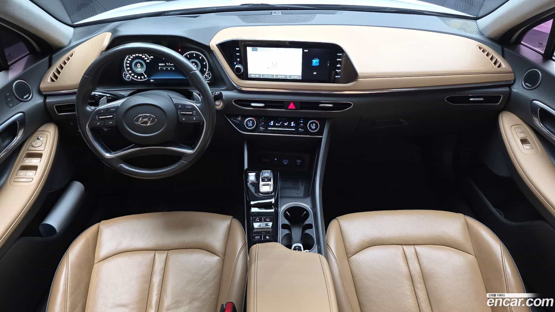 Sonata Hyundai 2020.1-INNER-007