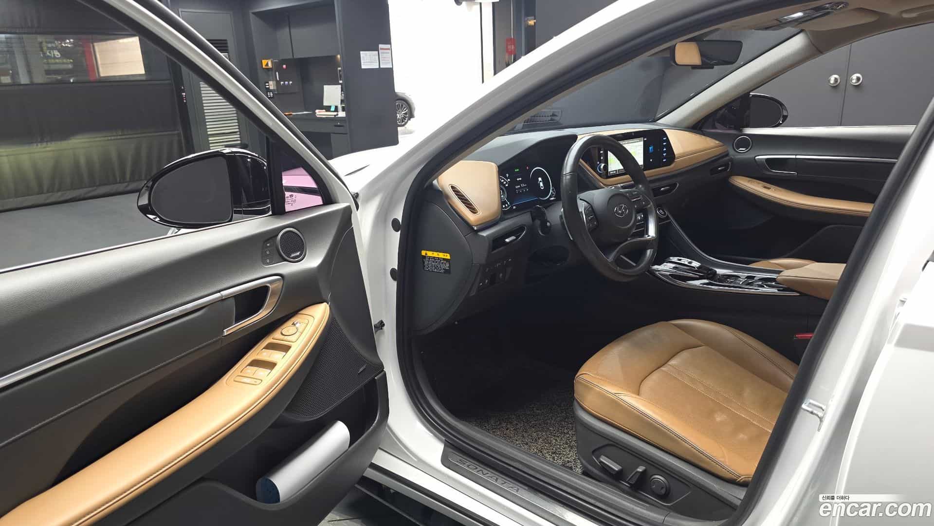 Sonata Hyundai 2020.1-INNER-010