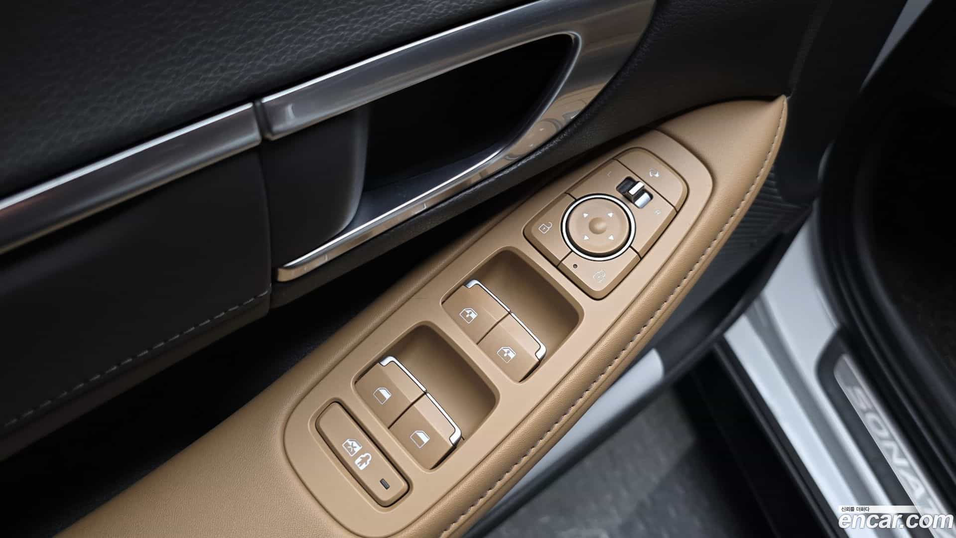 Sonata Hyundai 2020.1-OPTION-046