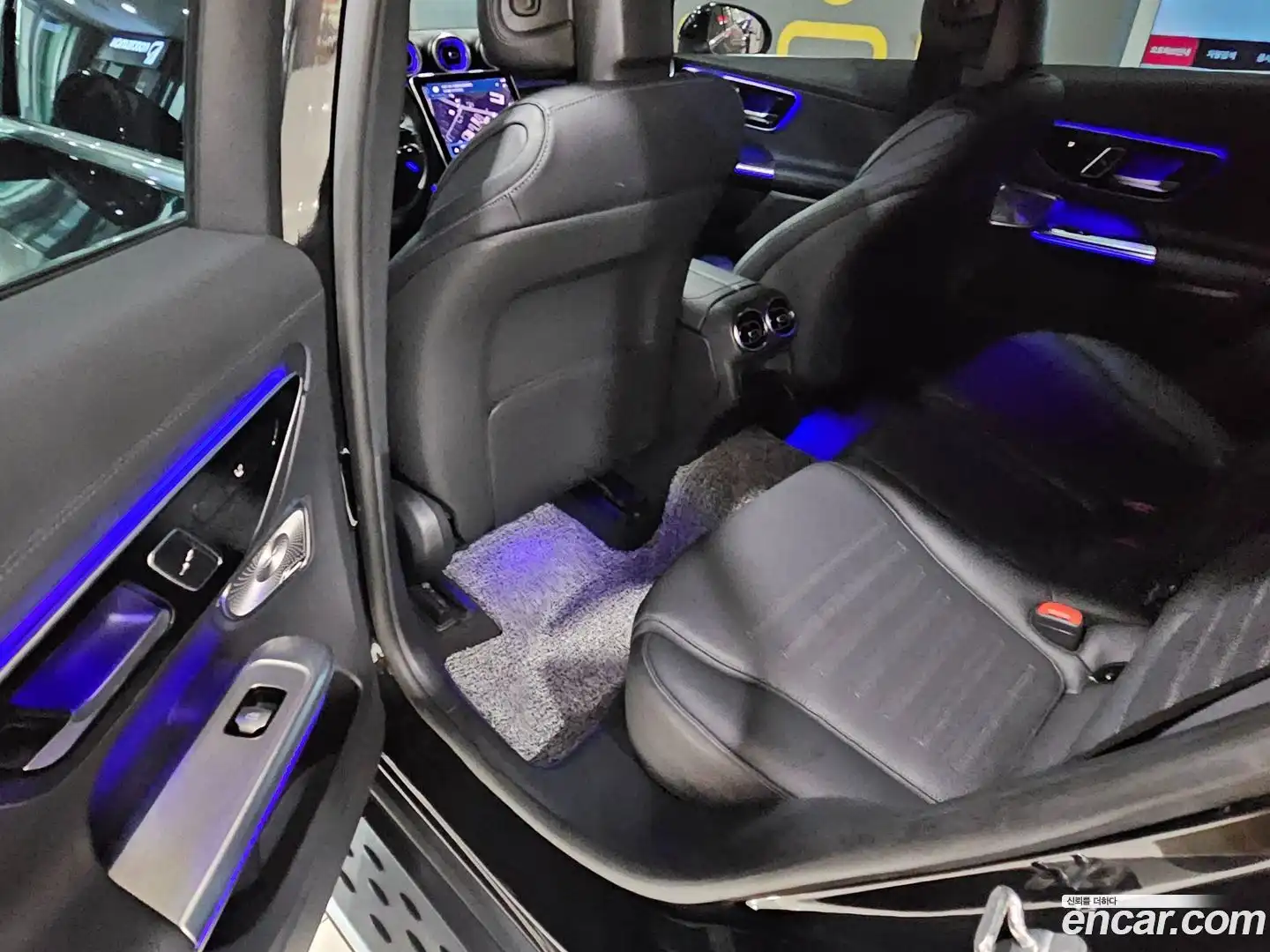 GLC-Class Mercedes-Benz 2023.9-OPTION-015