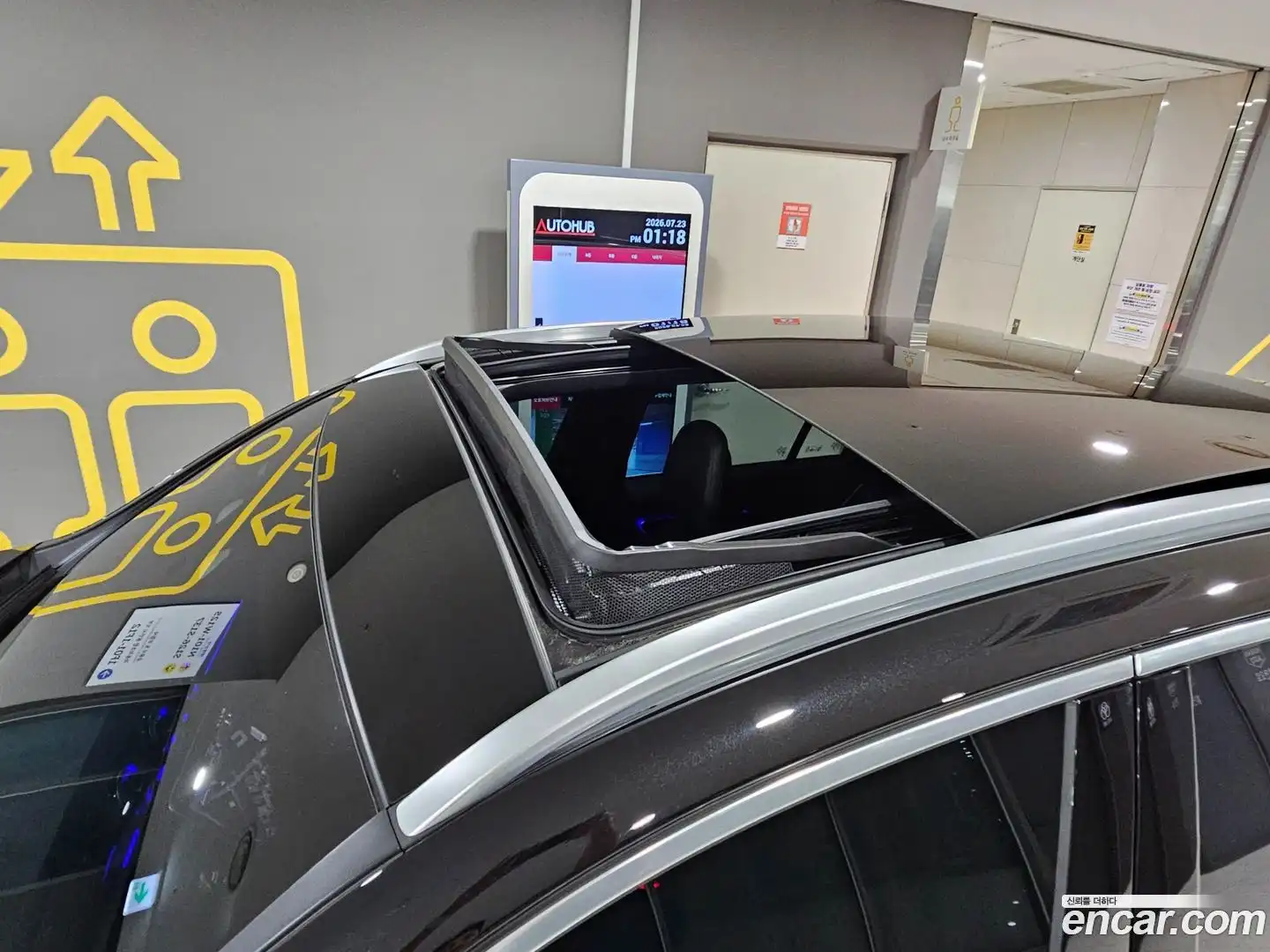 GLC-Class Mercedes-Benz 2023.9-OPTION-023