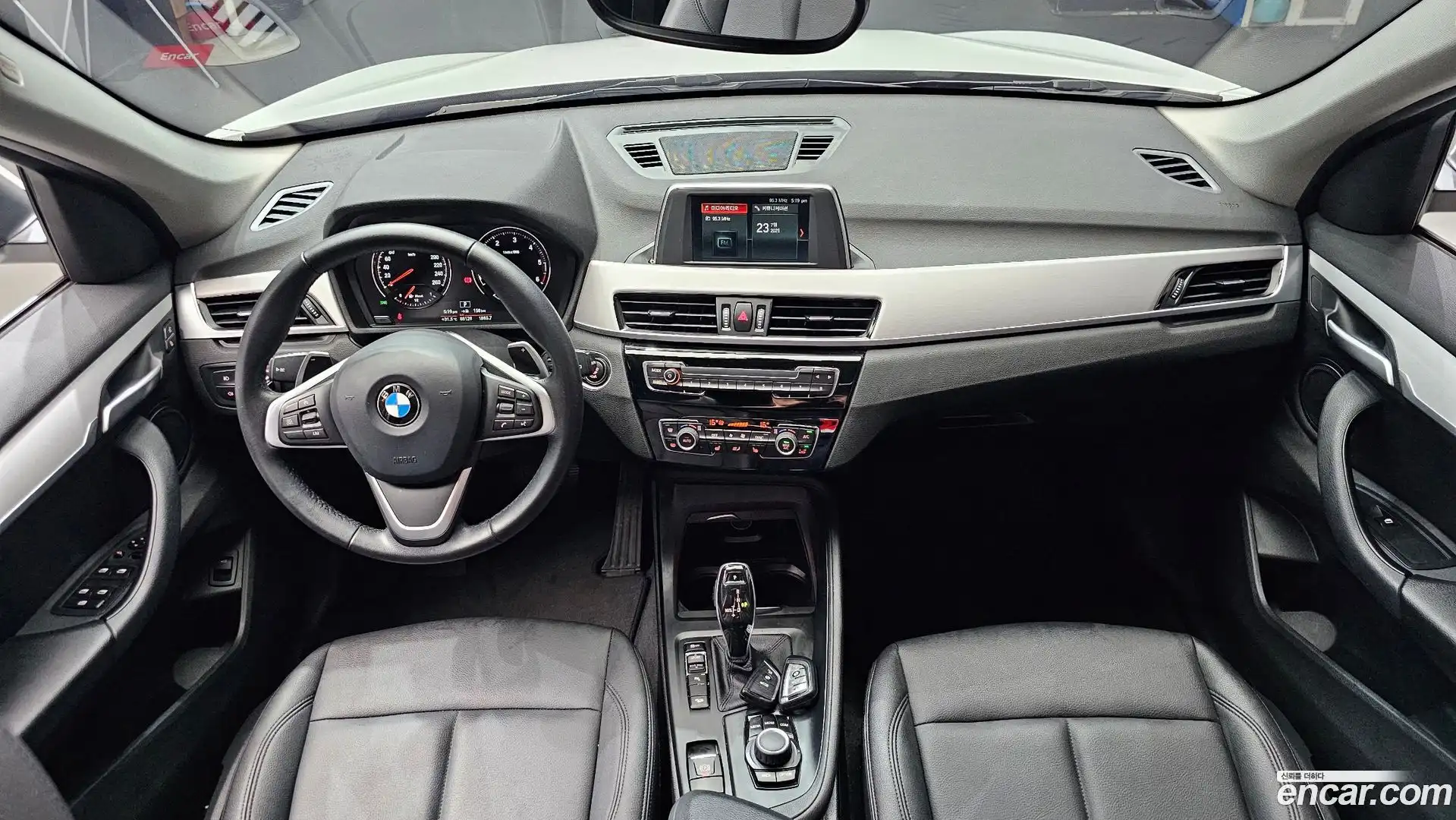 X1 BMW 2020.2-INNER-007