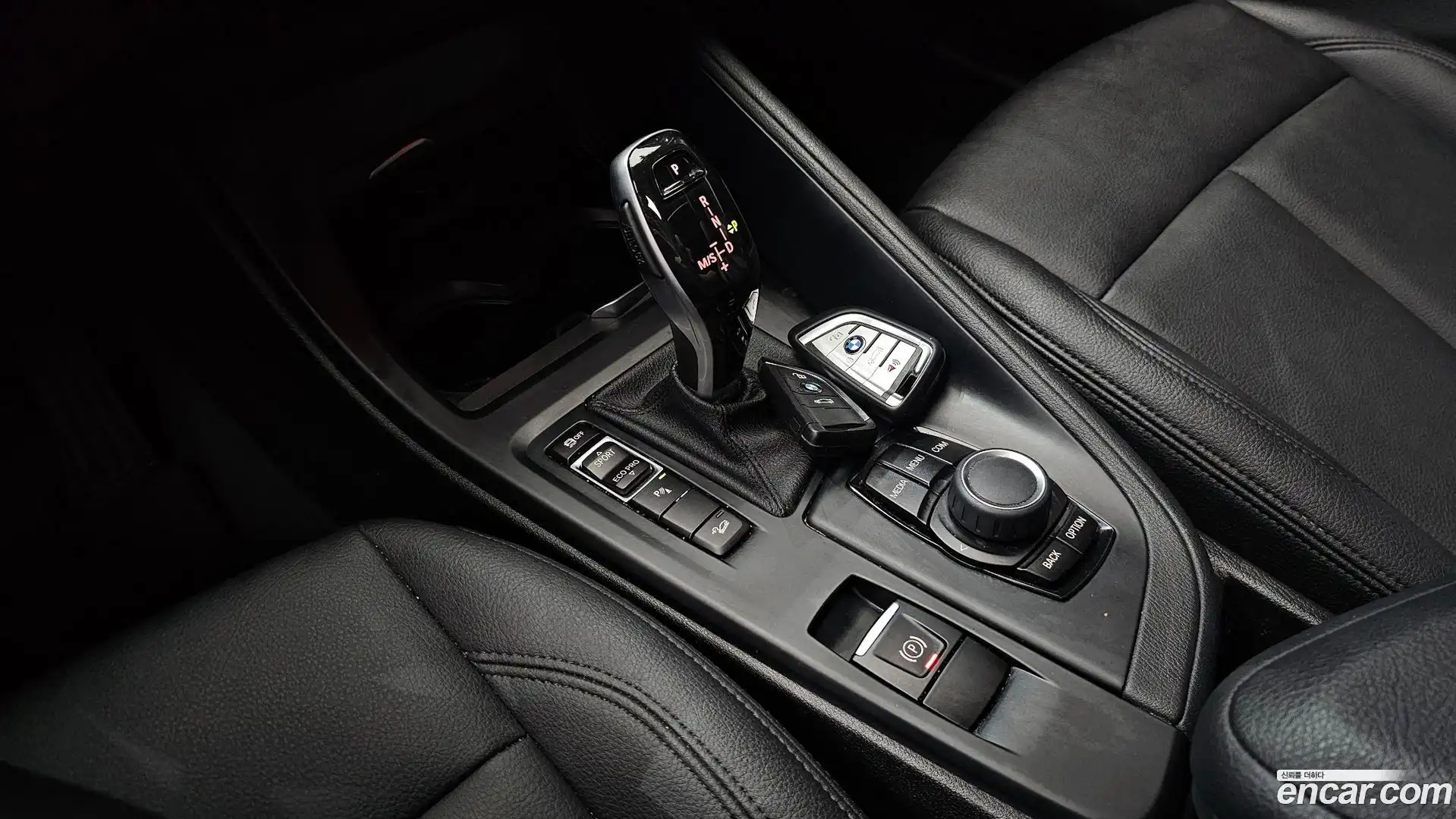 X1 BMW 2020.2-INNER-009