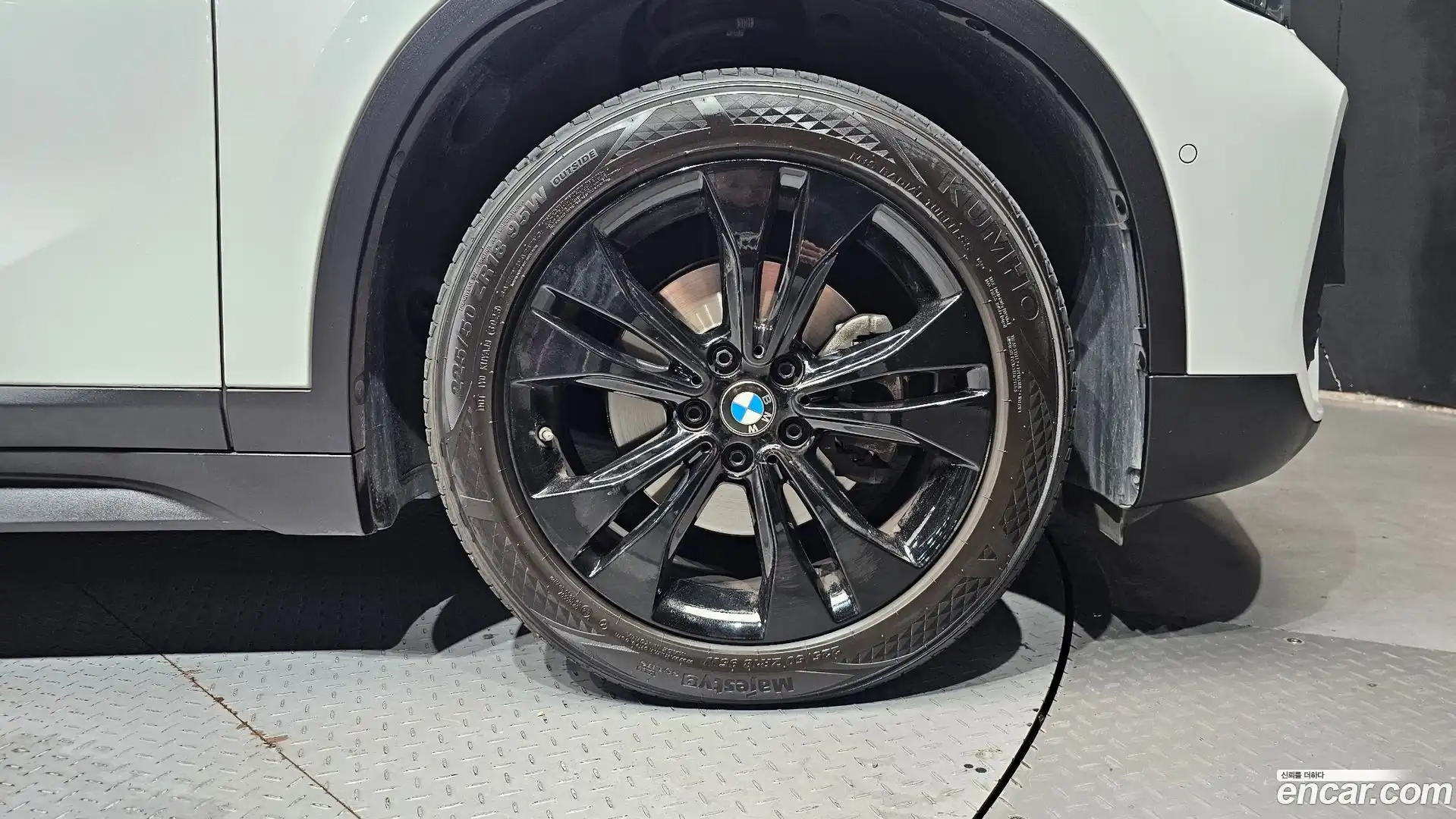 X1 BMW 2020.2-OUTER-031