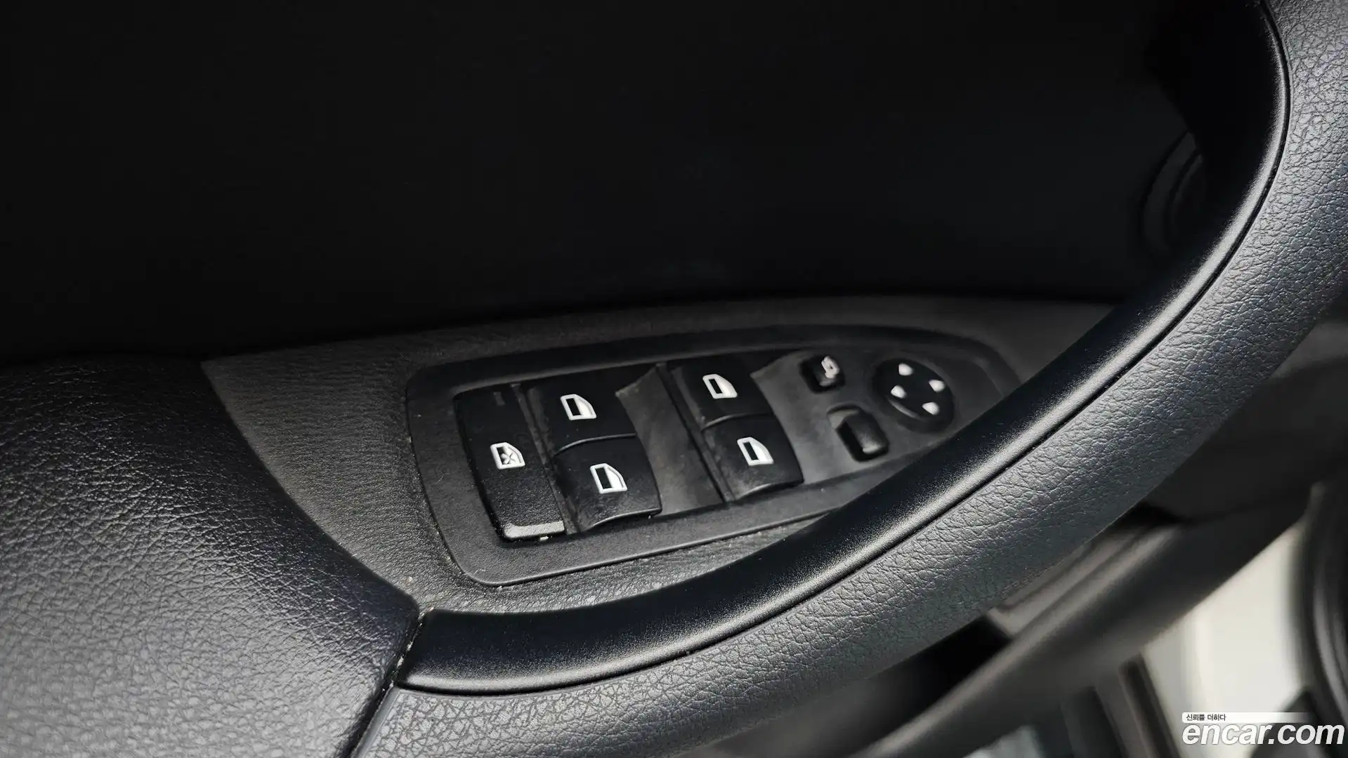X1 BMW 2020.2-OPTION-041