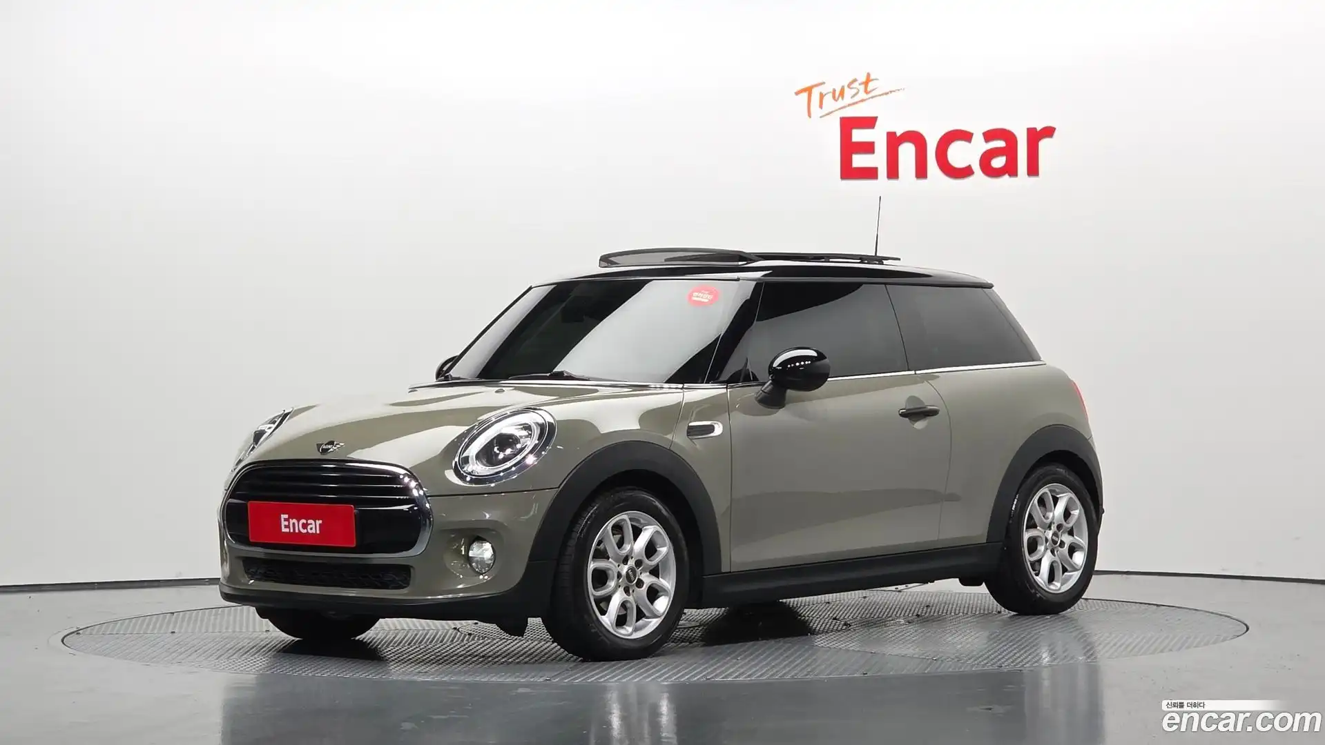 Cooper Mini 2019.7-OUTER-001