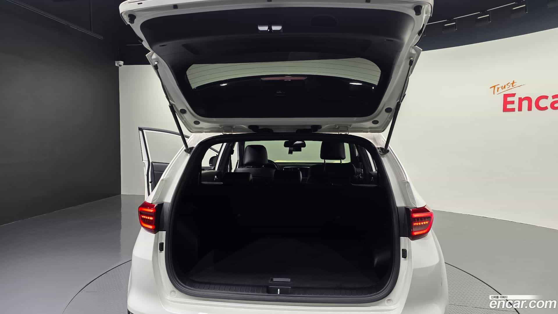 Sportage Kia 2019.7-OPTION-024