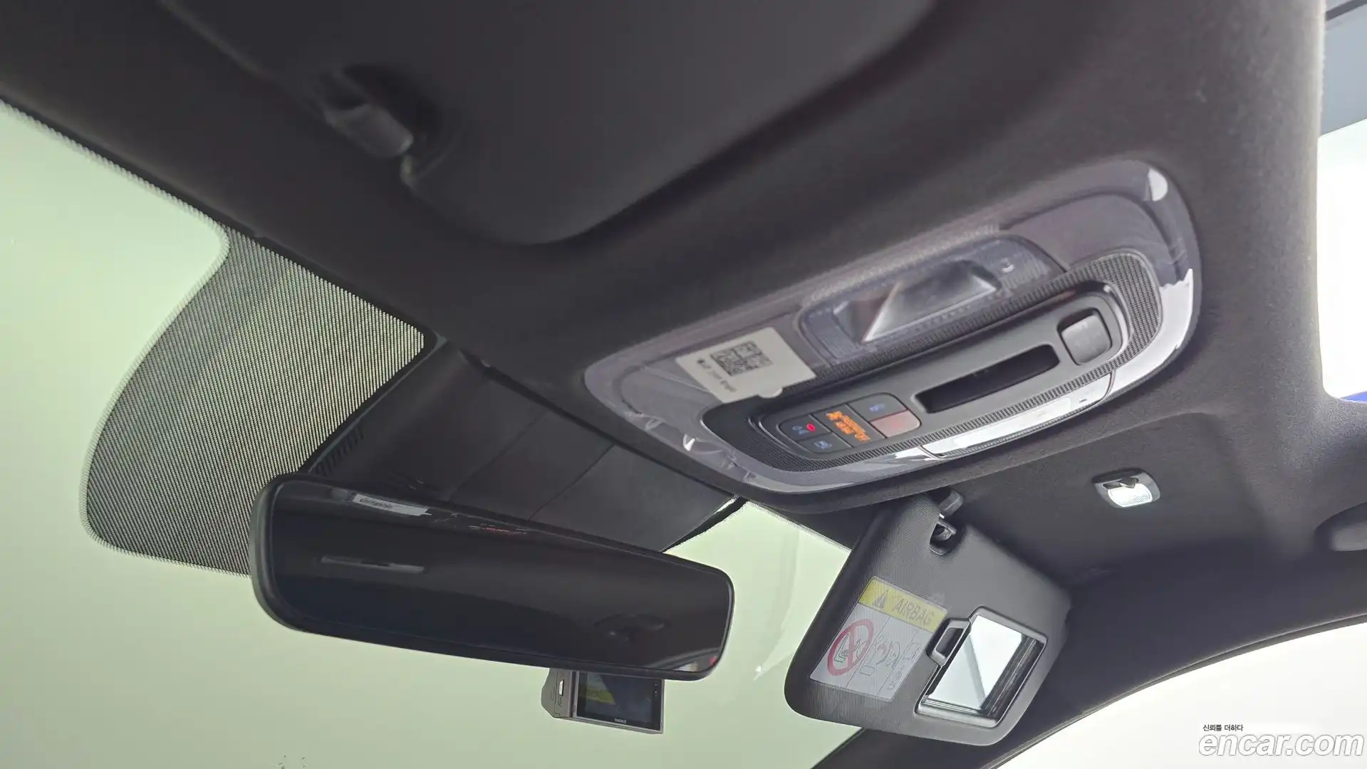 AVANTE Hyundai 2023.0-OPTION-024