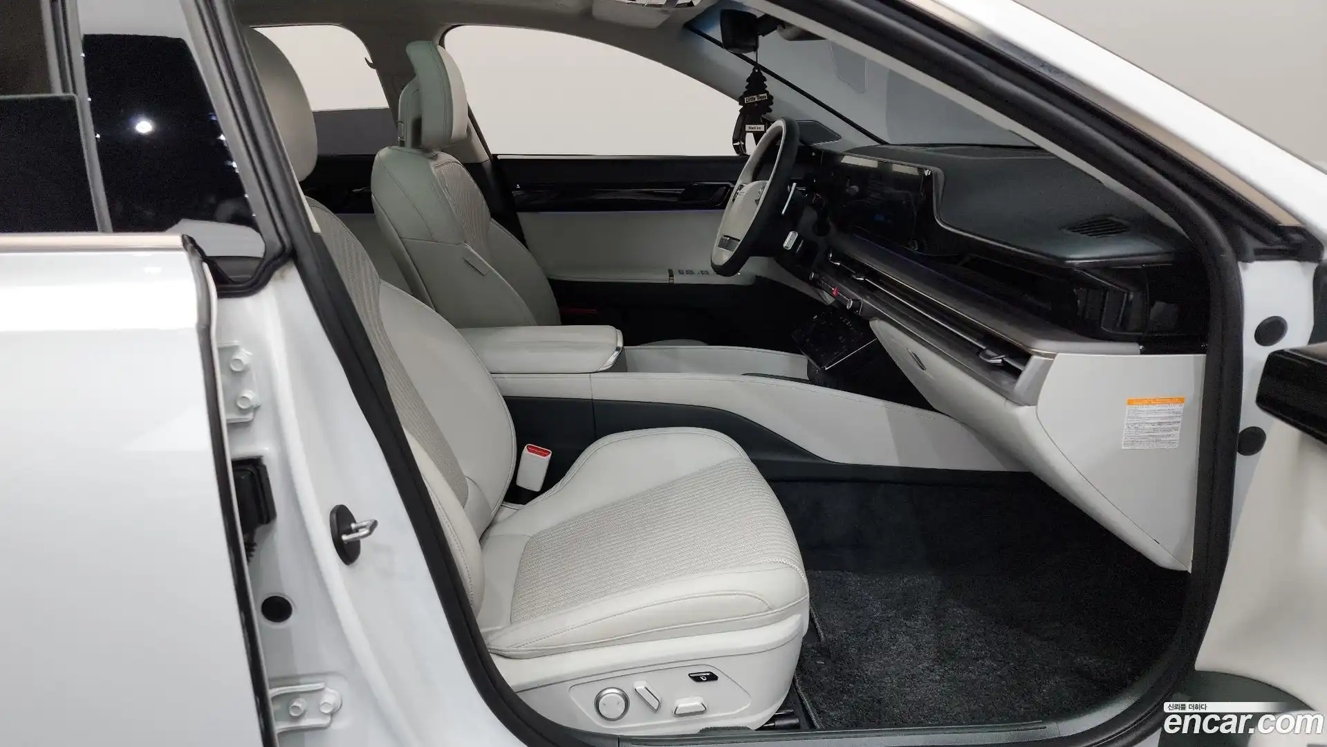Grandeur Hyundai 2023.8-INNER-036