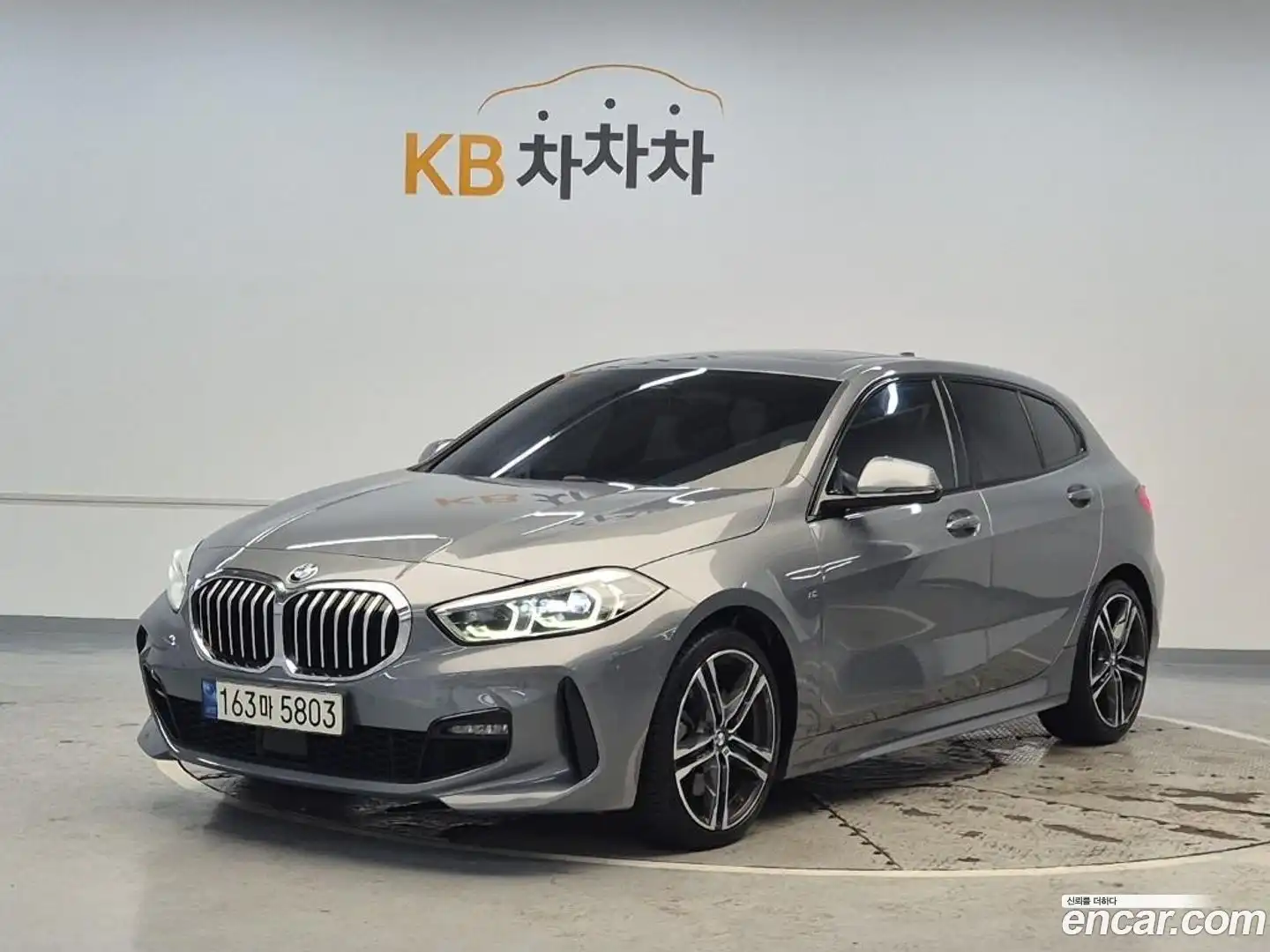 1-Series BMW 2022.5-OUTER-001