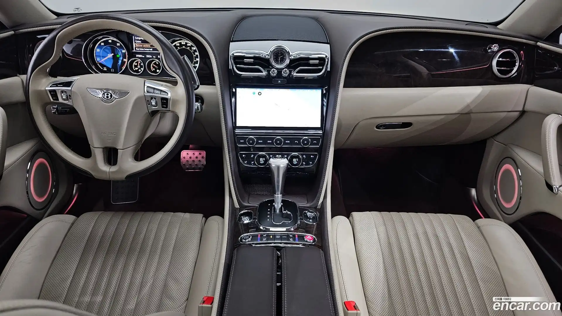Flying Spur Bentley 2018.6-INNER-007