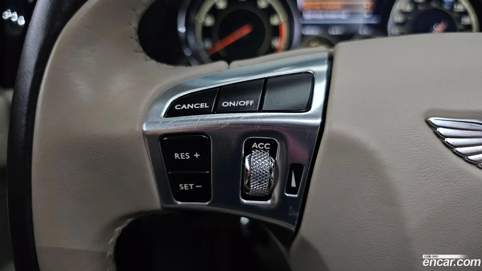 Flying Spur Bentley 2018.6-OPTION-046