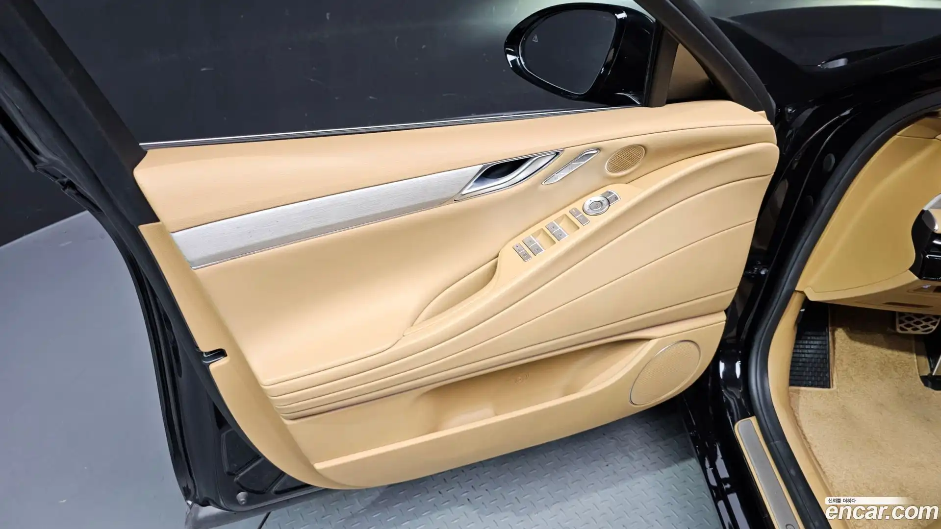 G80 Genesis 2024.6-INNER-034