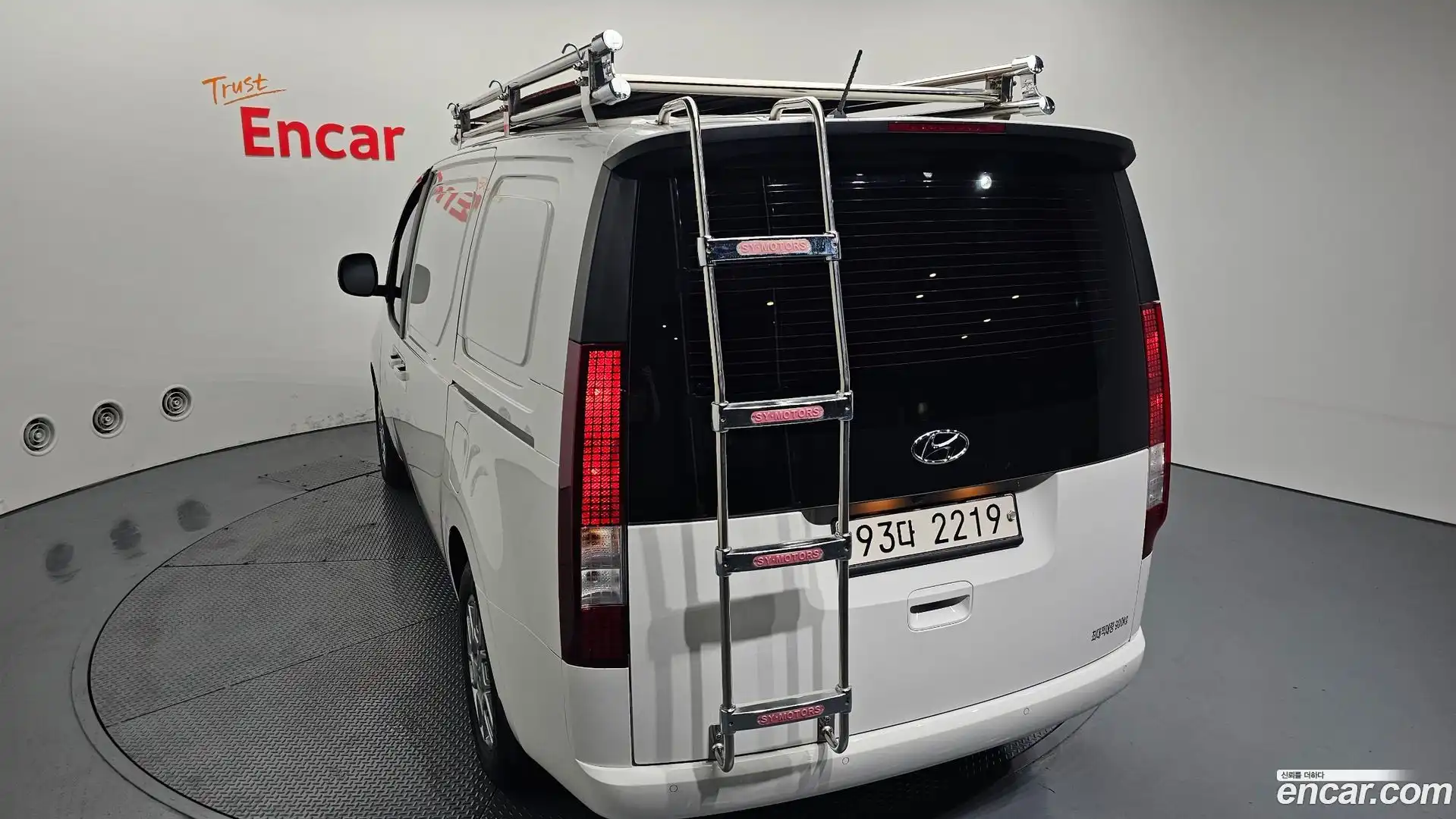 Staria Hyundai 2021.8-OPTION-023
