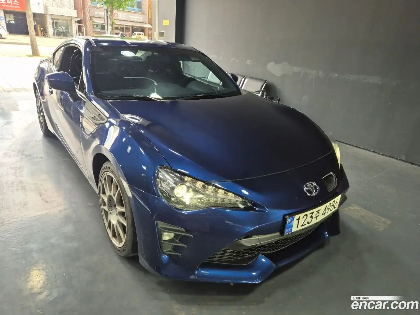 86 Toyota 2012.10-INNER-009