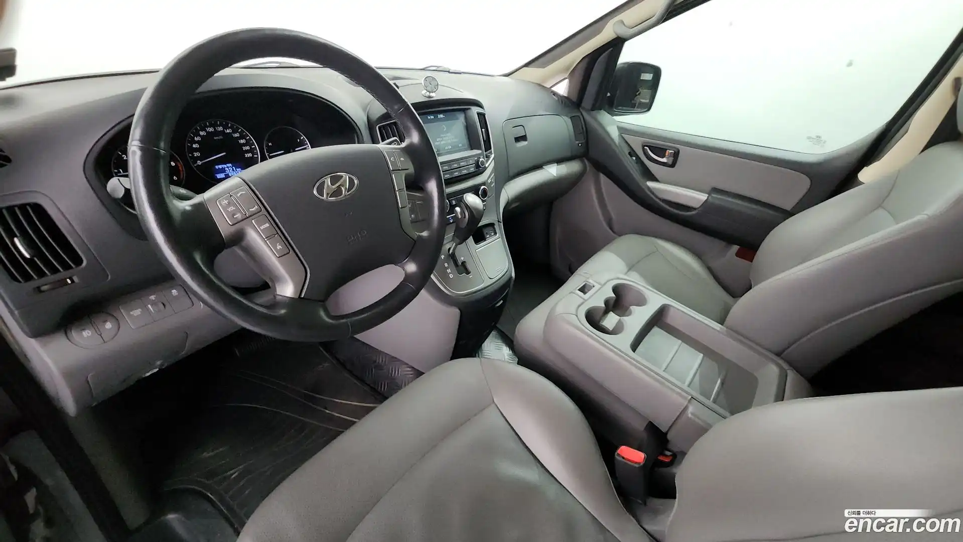 Starex Hyundai 2020.5-INNER-007