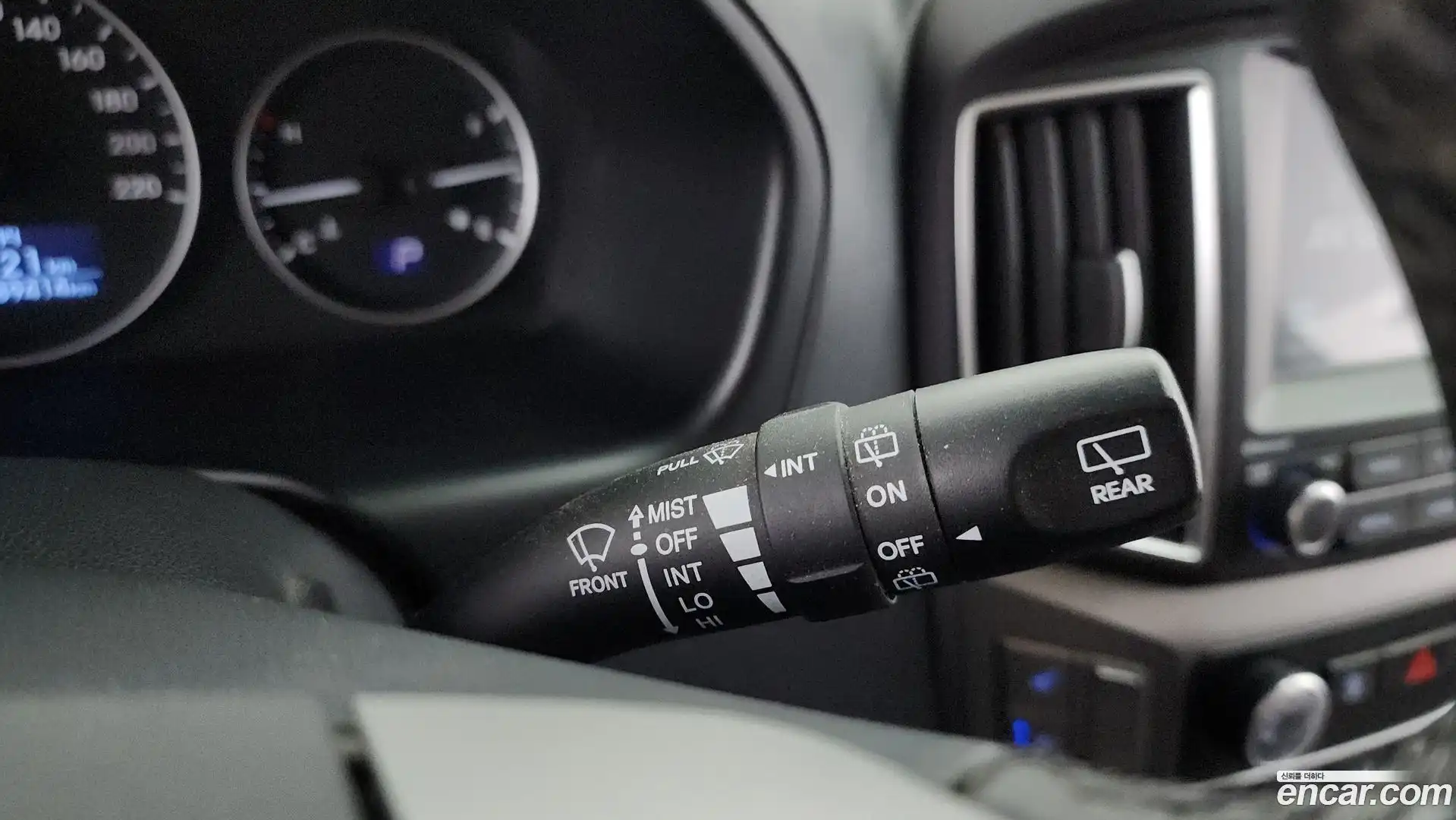 Starex Hyundai 2020.5-OPTION-023