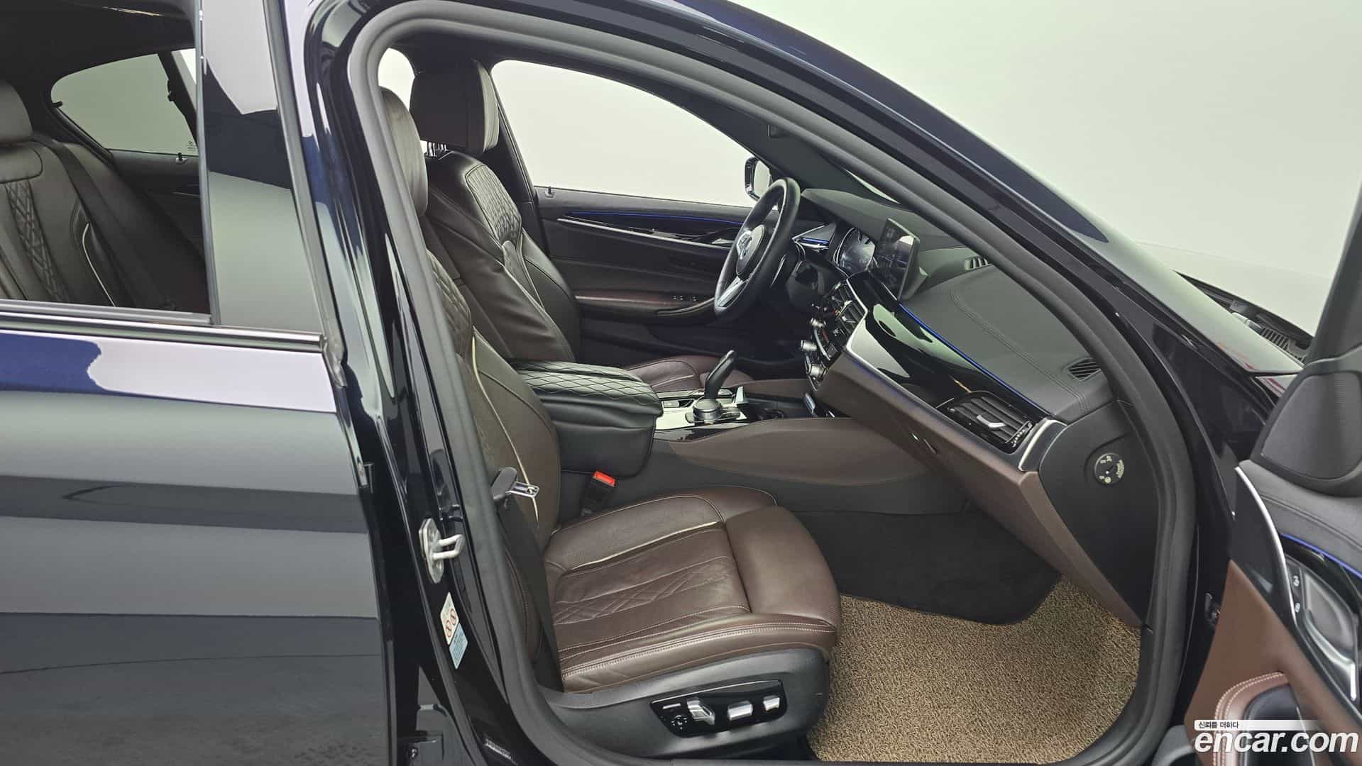 5-Series BMW 2018.7-INNER-036