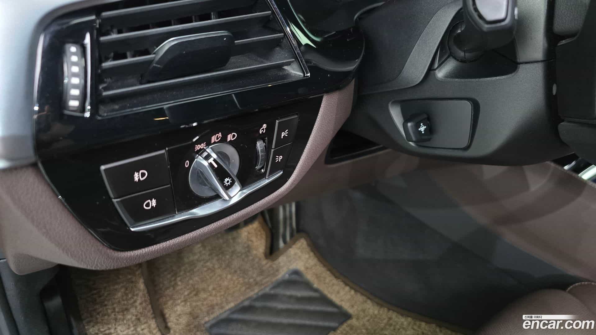 5-Series BMW 2018.7-OPTION-040