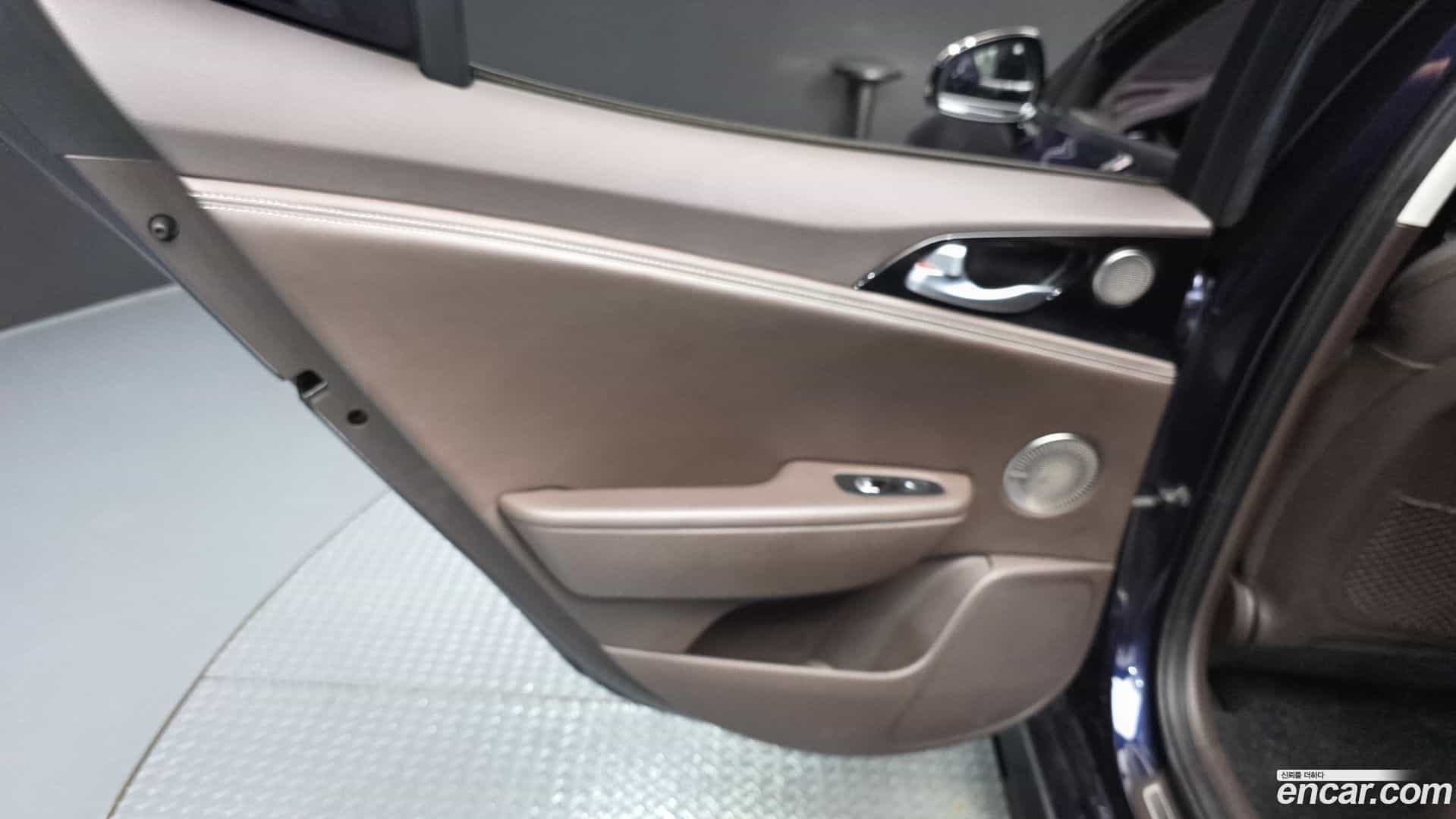 Stinger Kia 2017.7-INNER-035